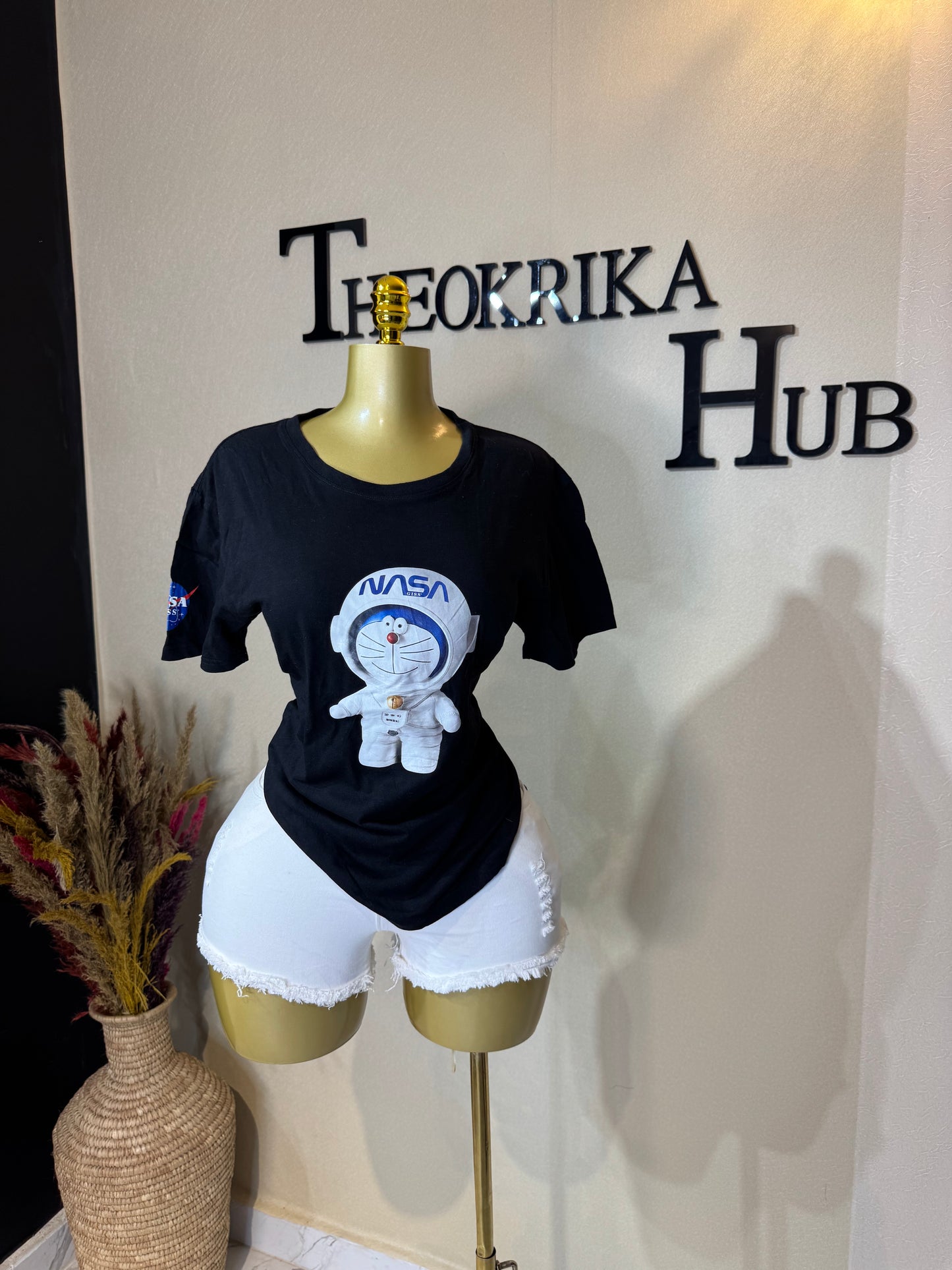 Roundneck top size 8