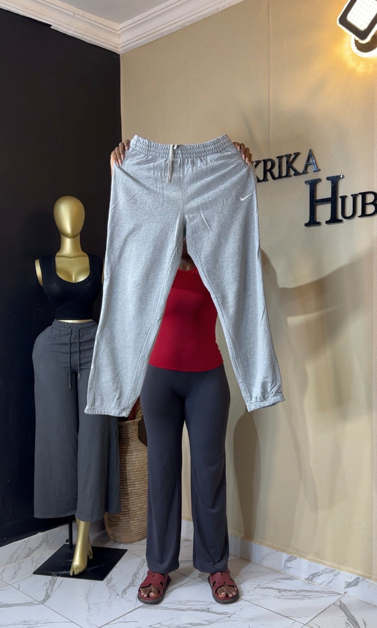 Joggers size 12/14/16 L45