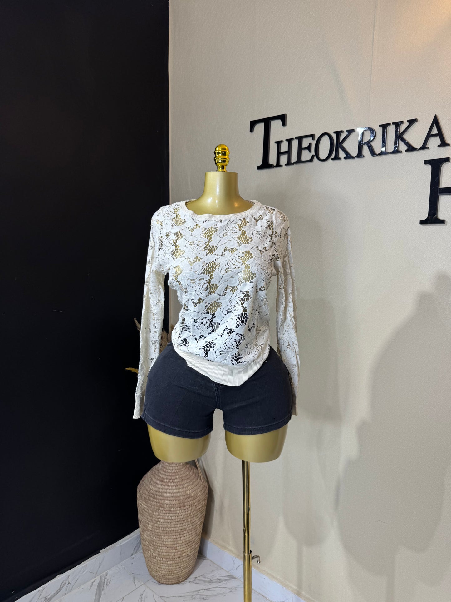 Knitted long sleeve size 8/10