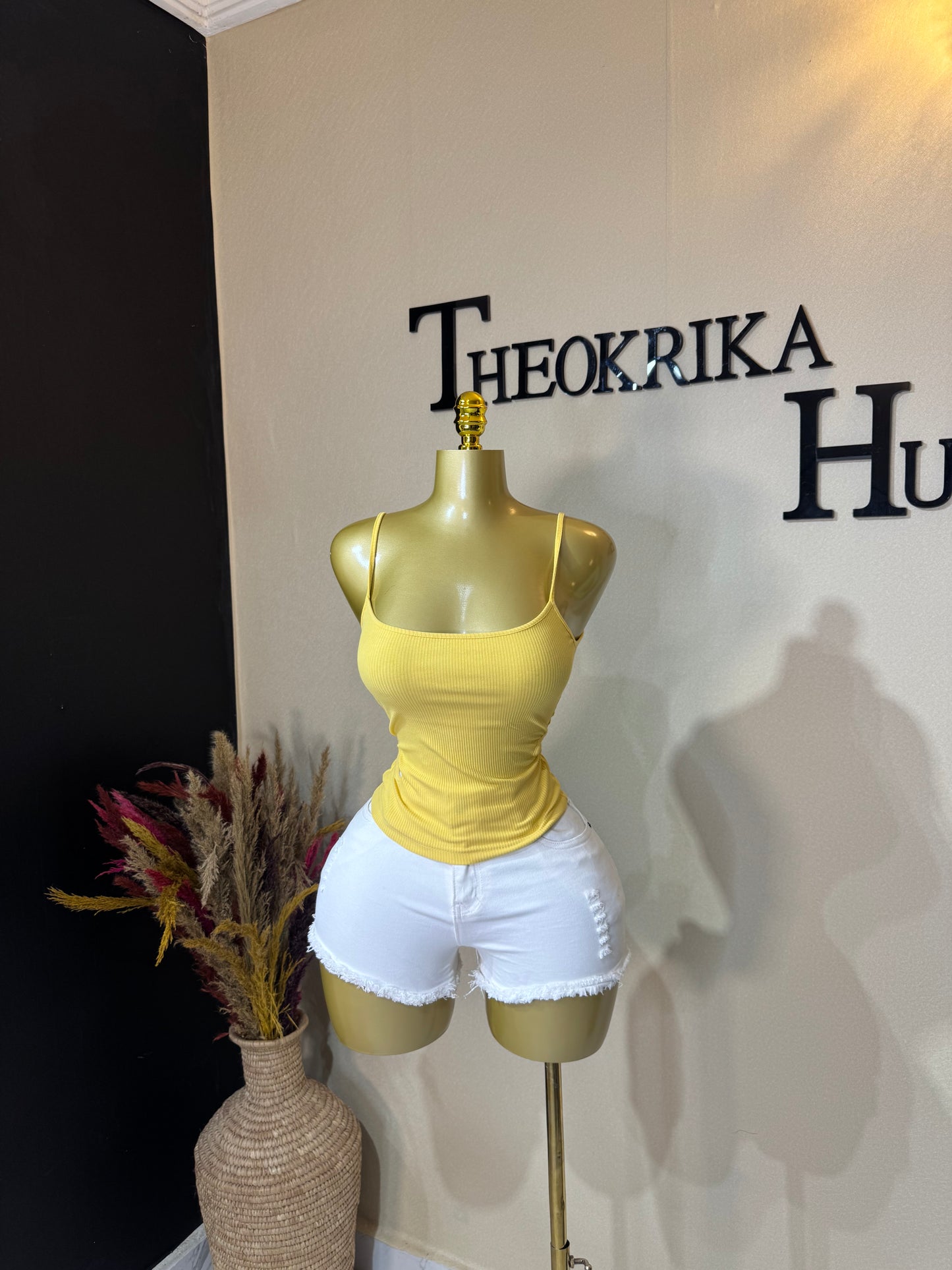 Tank top size 6/8