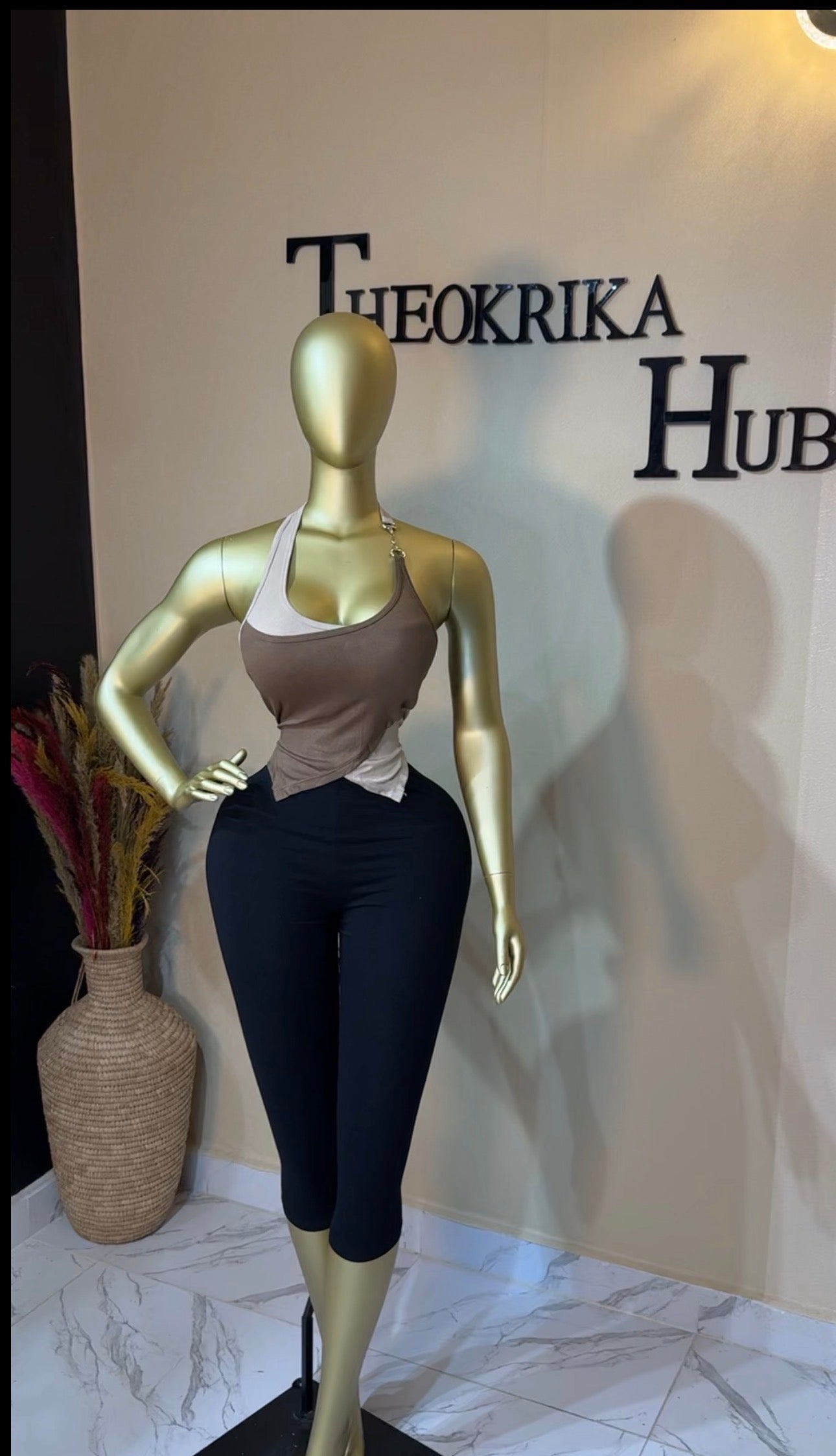 Alter neck top size 8/10