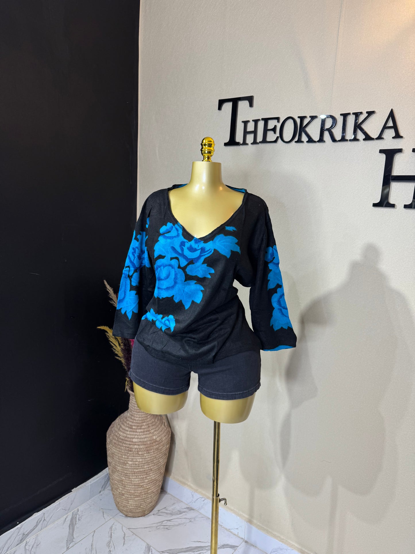 Knitted top size 14