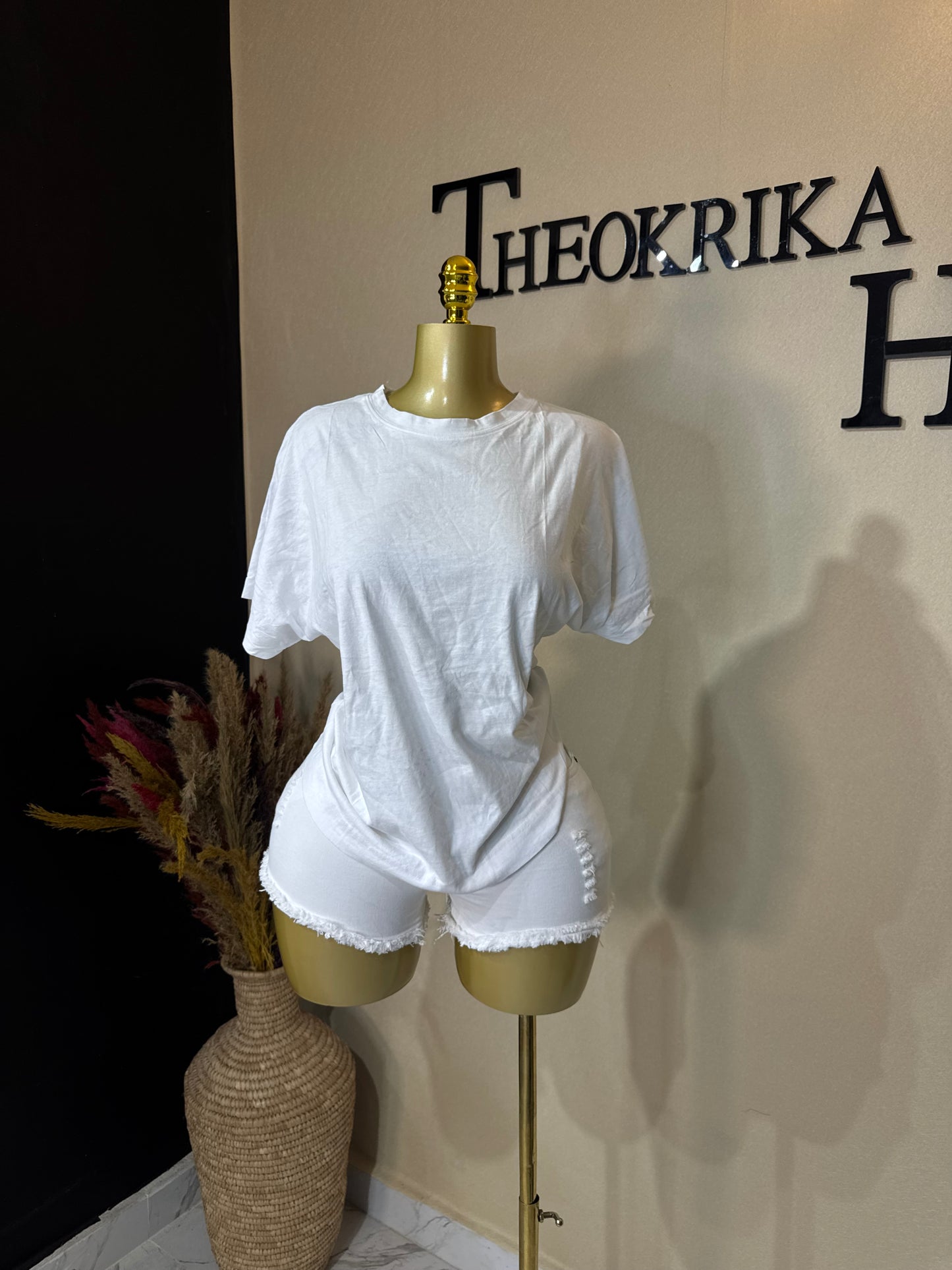 Plain tshirt size 10