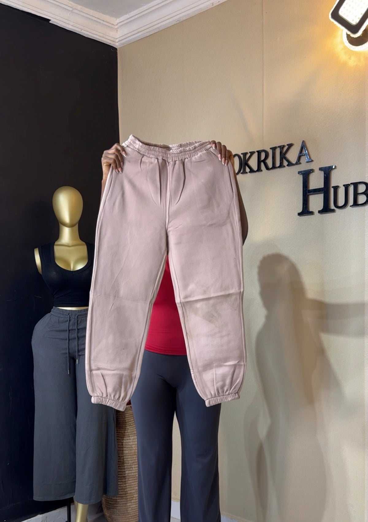 Joggers size 6/8/10 L40