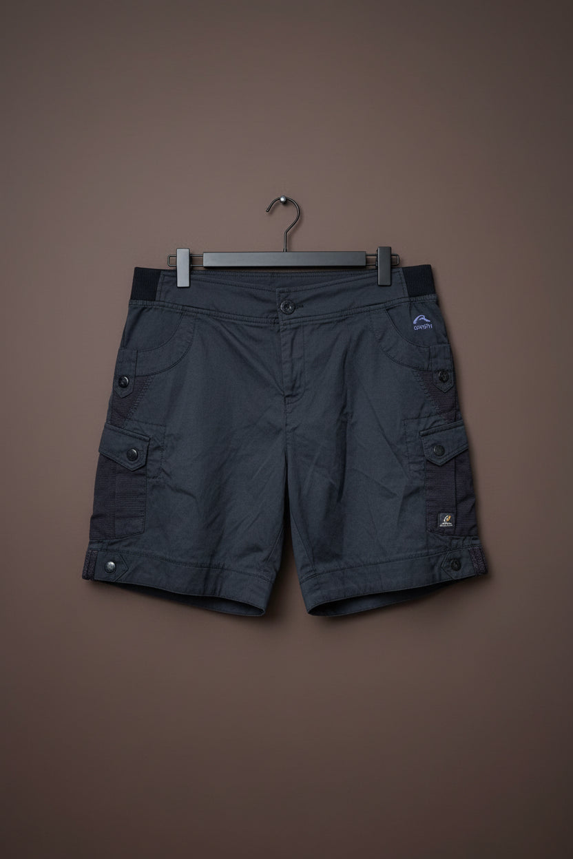 Tailored short size 8