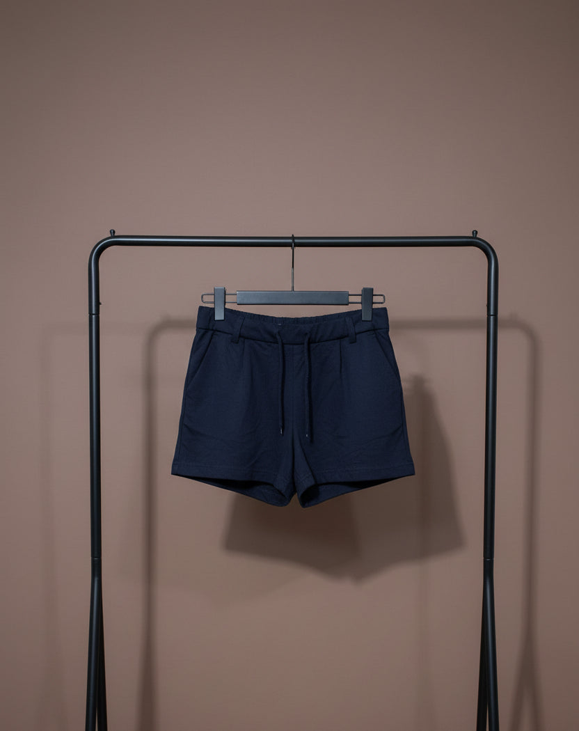 Lounge short size 6/8