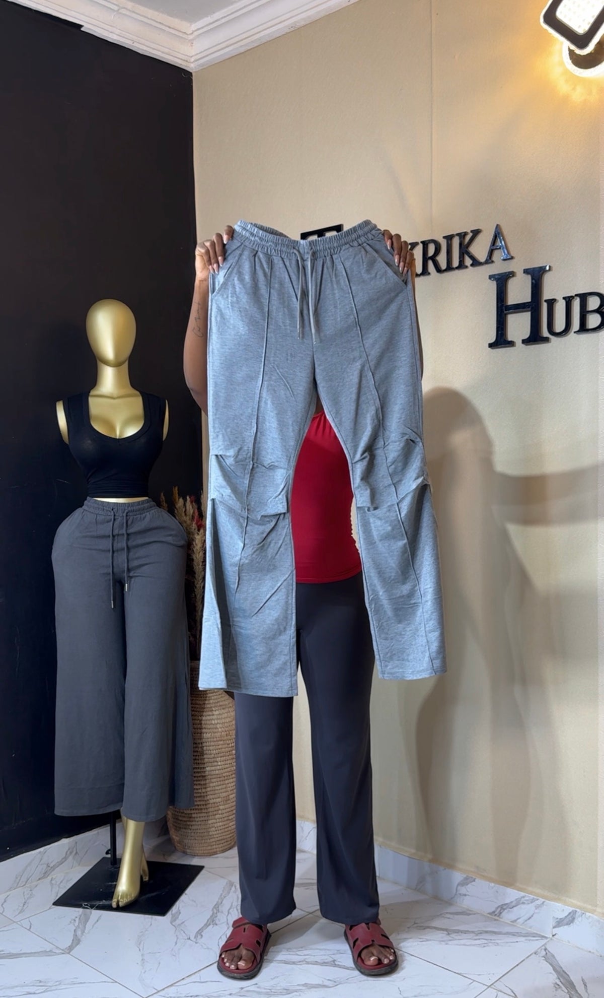 Sweatpant size 8/10 L43