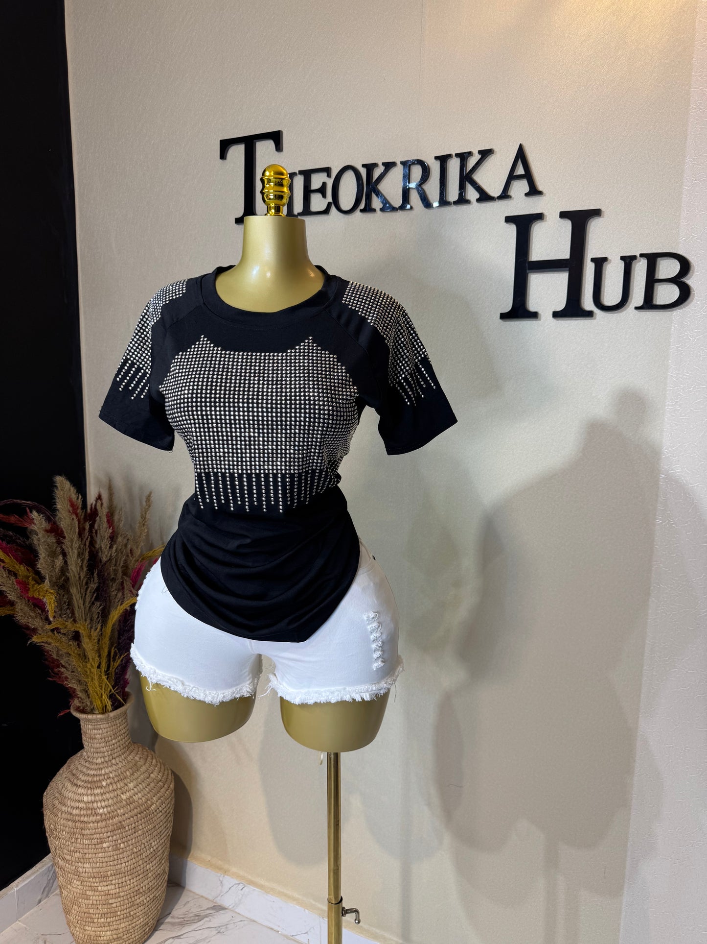 Roundneck top size 8/10/12