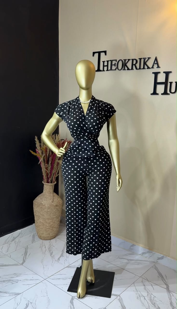 Jumpsuit size 12/14