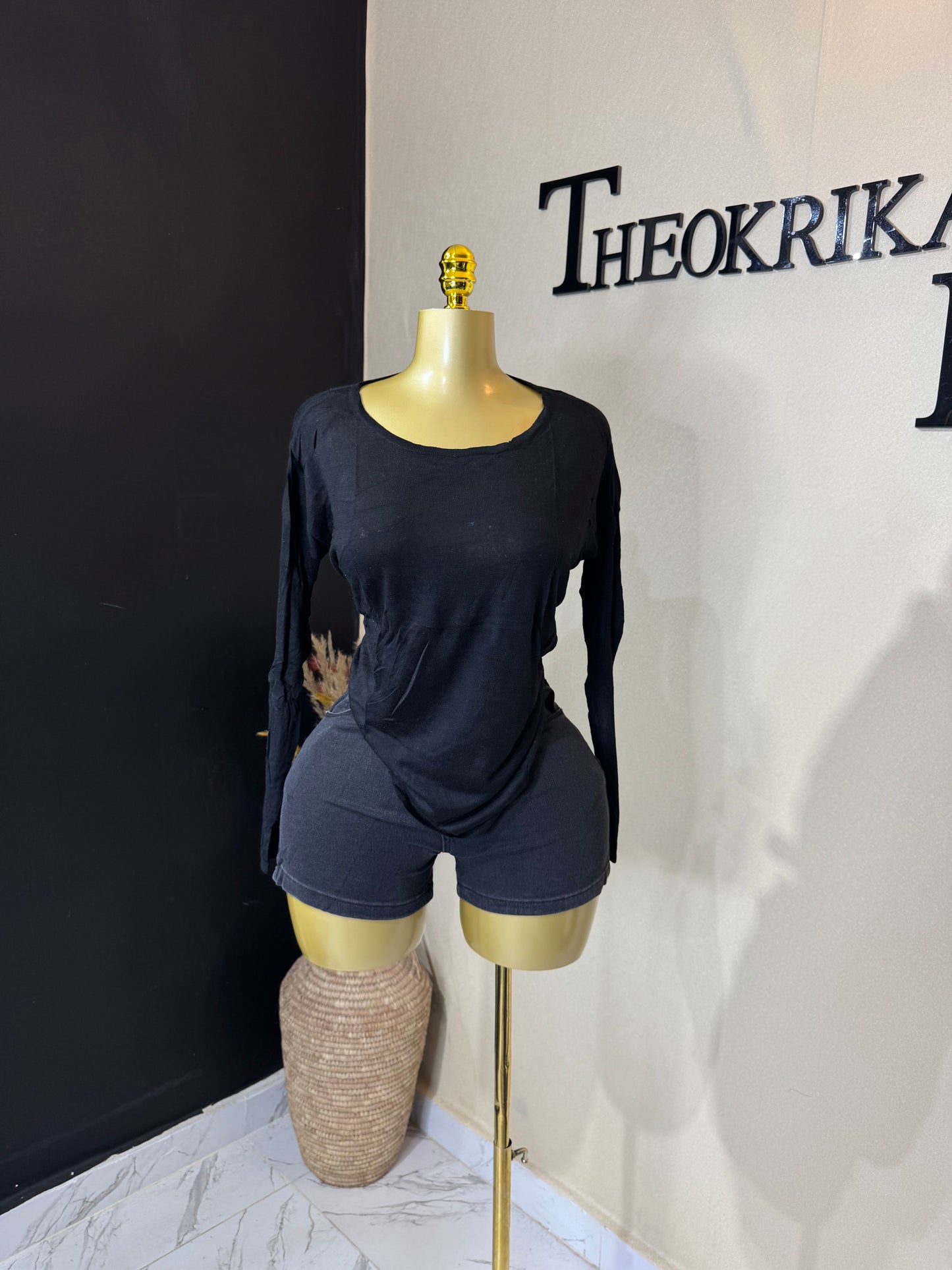 Knitted long sleeve size 8/10