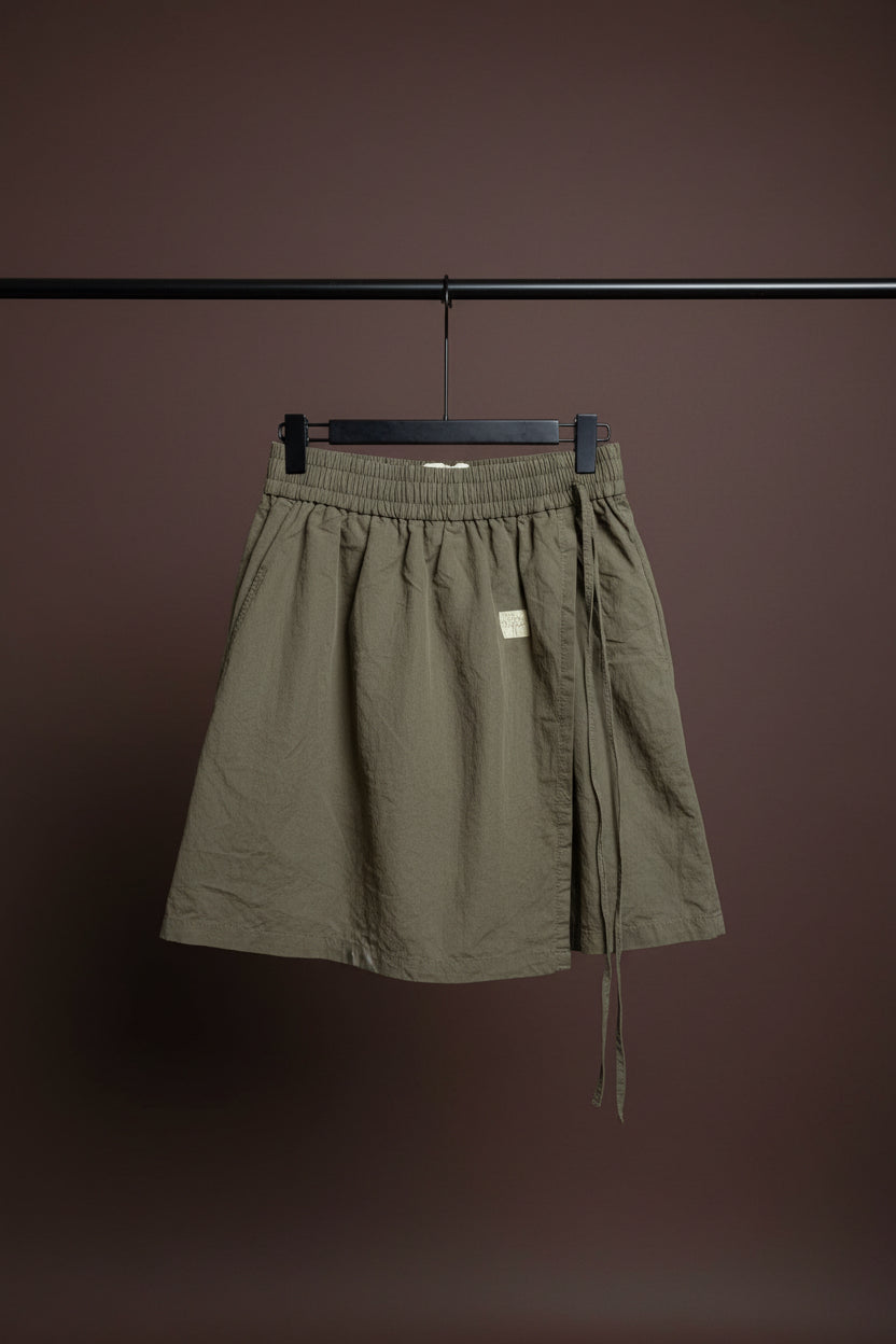 Tailored short size 8/10