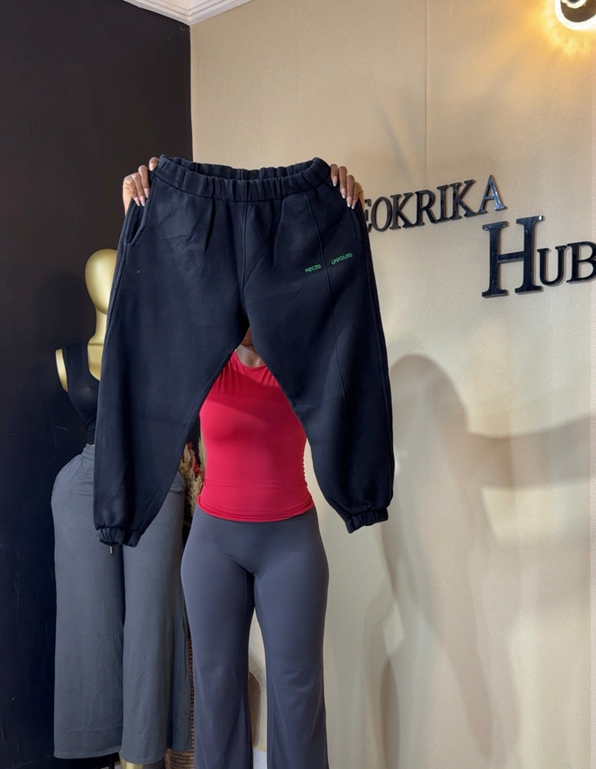 Joggers size 12/14 L35