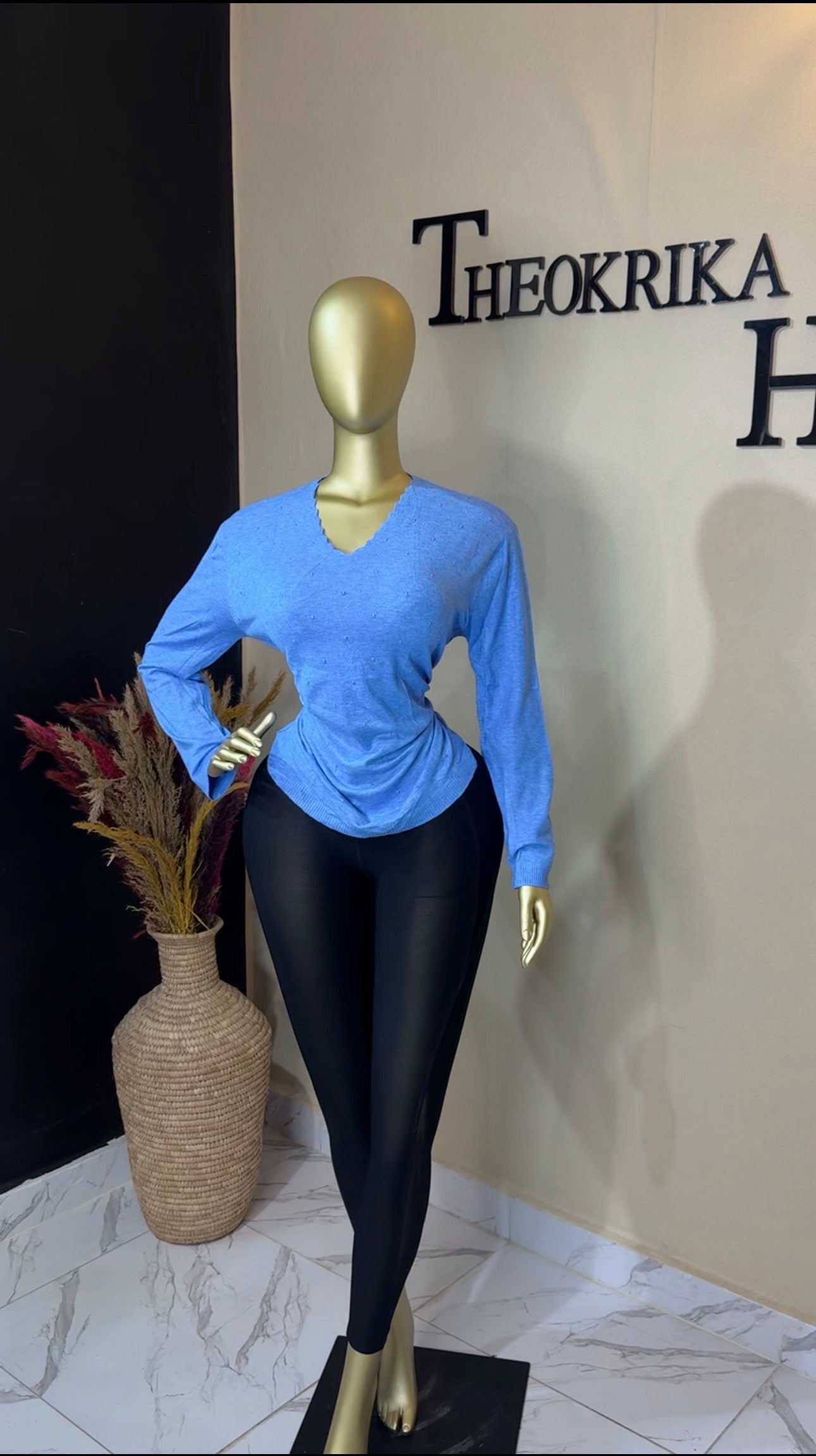 Knitted Sweater size 12/14/16