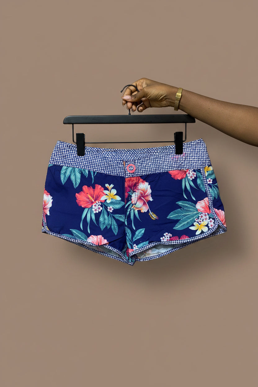 Lounge short size 10