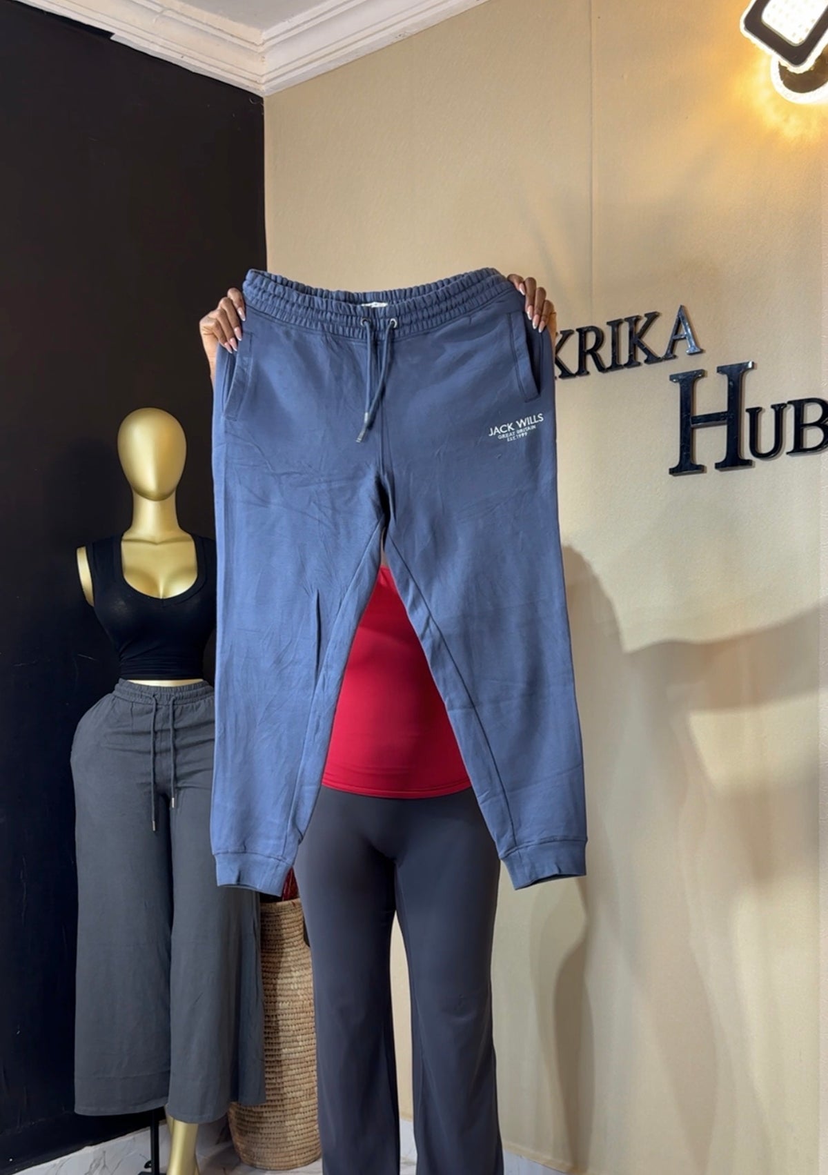 Joggers size 18/20 L43