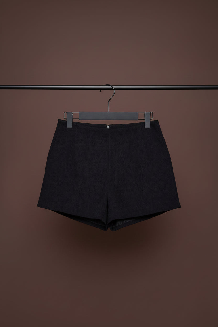 Tailored short size 10