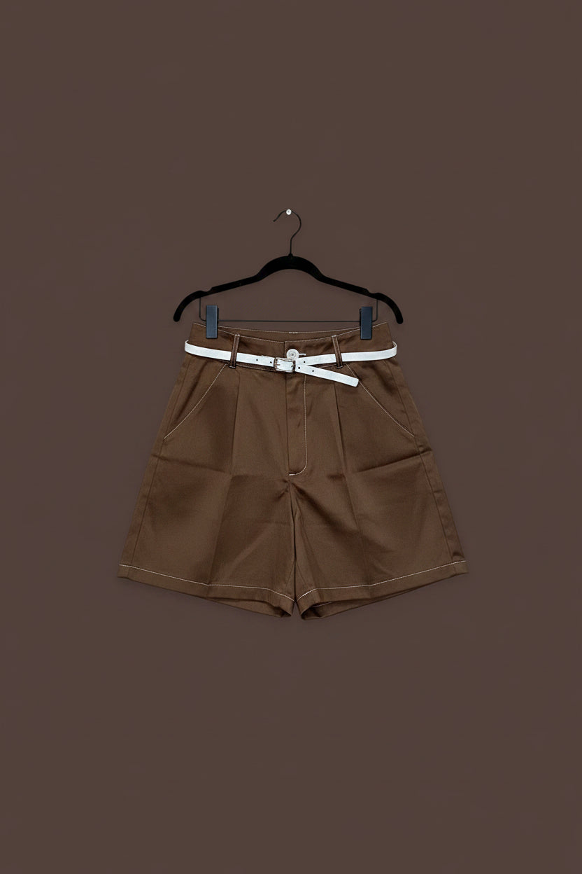 Tailored short size 6