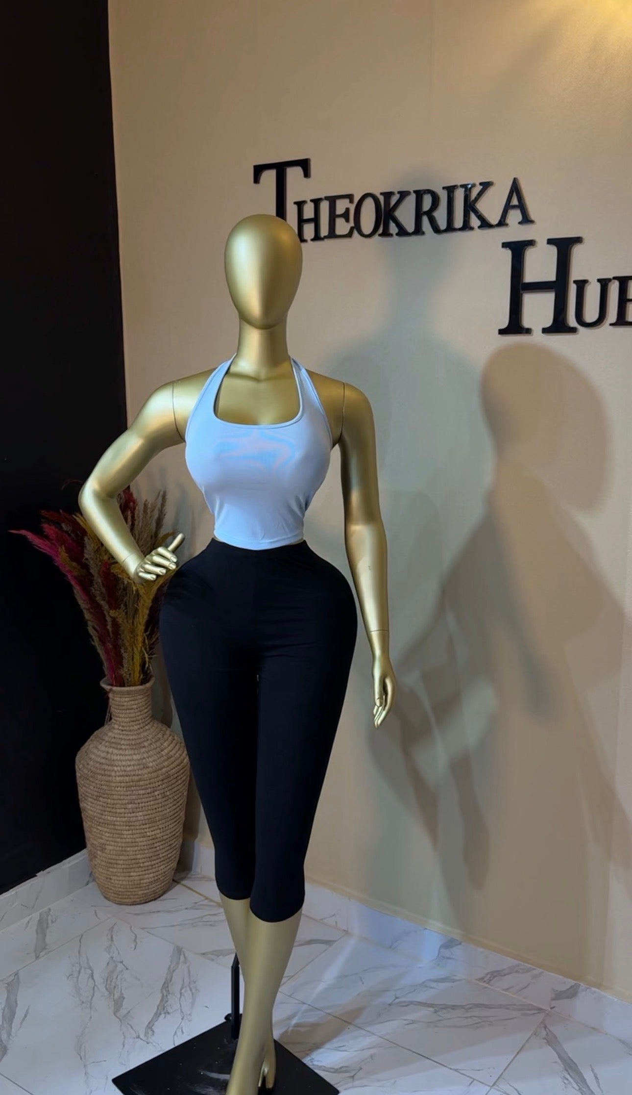 Alter neck top size 8