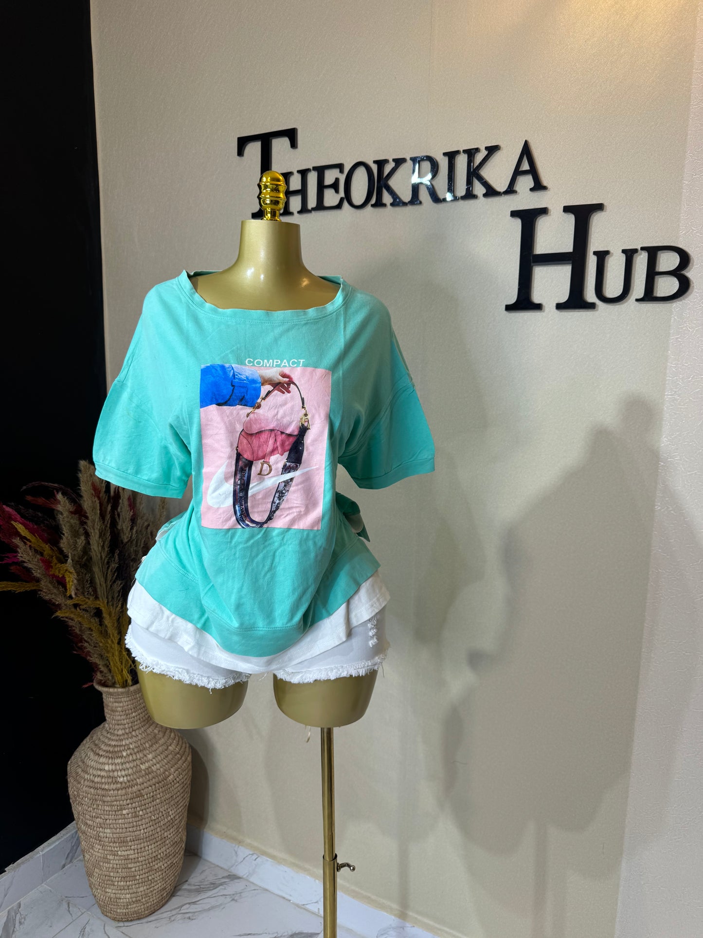 Roundneck top size 14