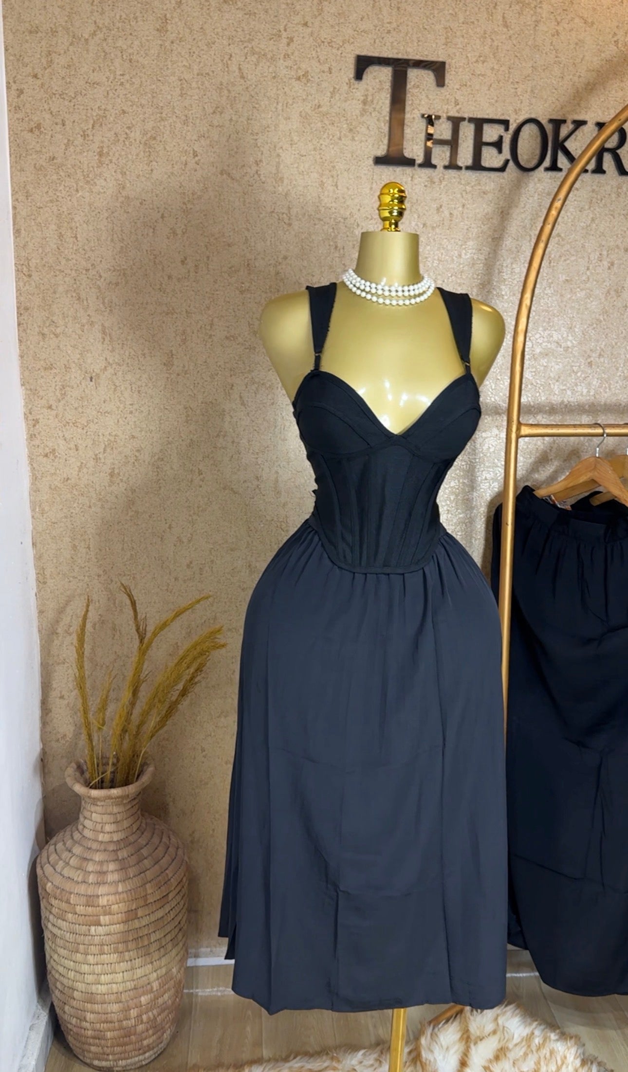 Maxi pleated skirt size 10/12/14