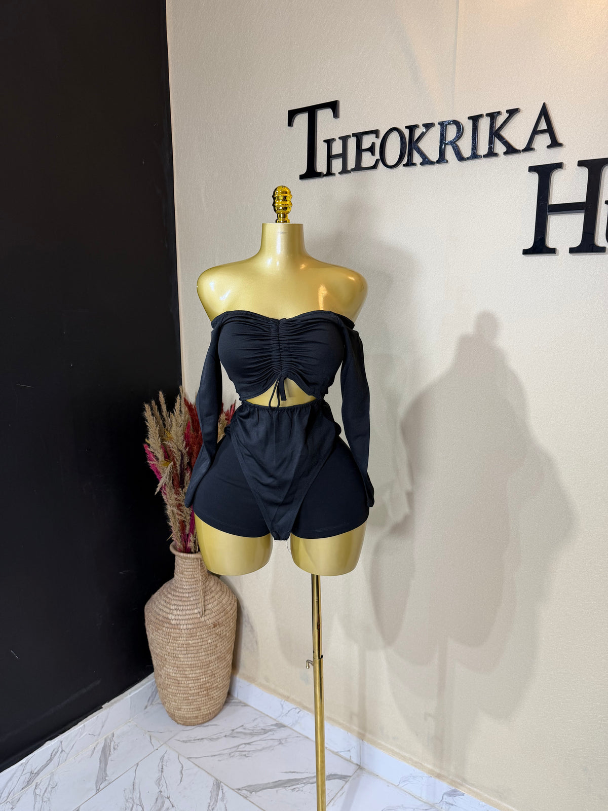 Bodysuit size 6/8