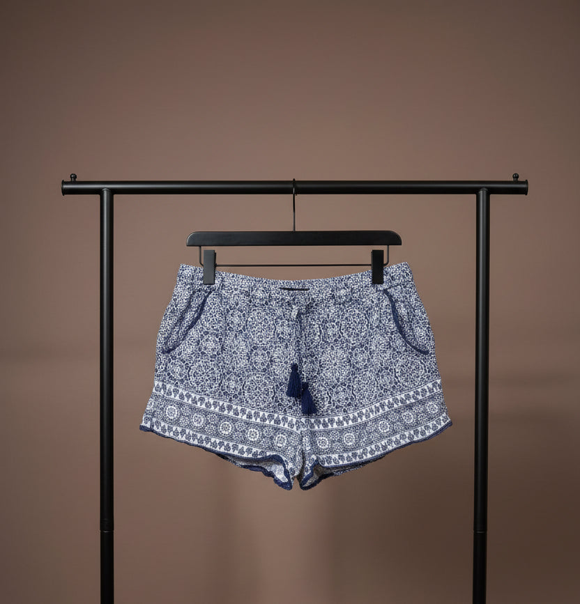Lounge short size 10
