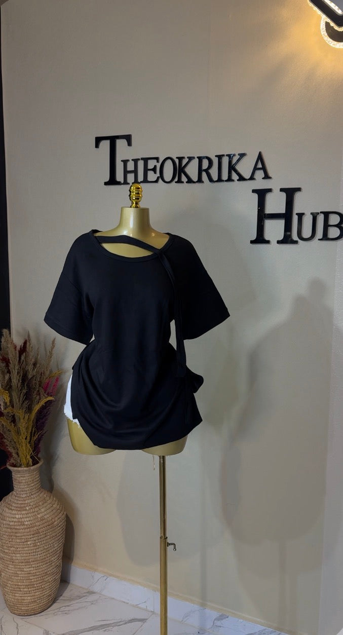 Roundneck top size 18/20/22/24