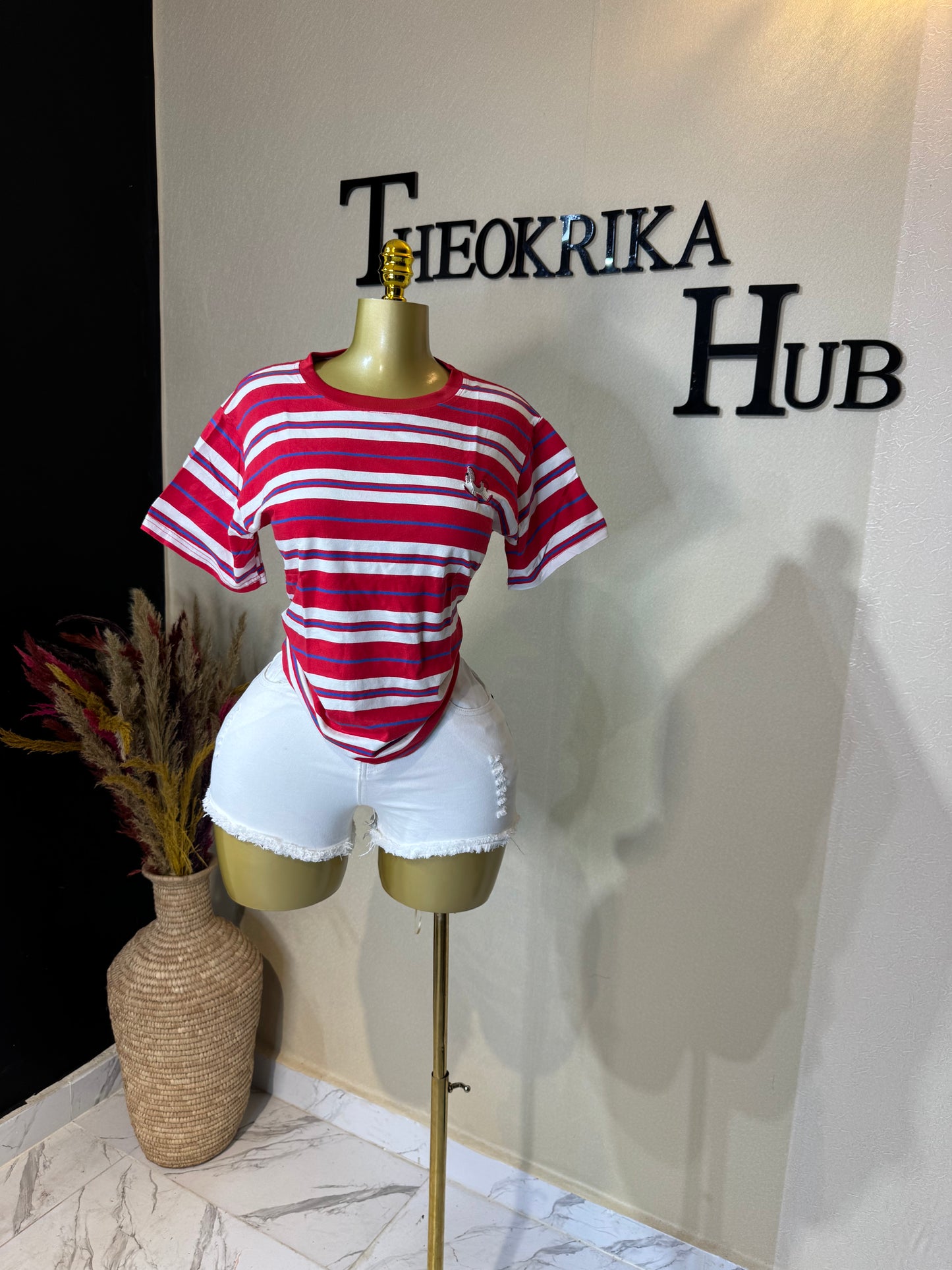 Roundneck top size 8/10