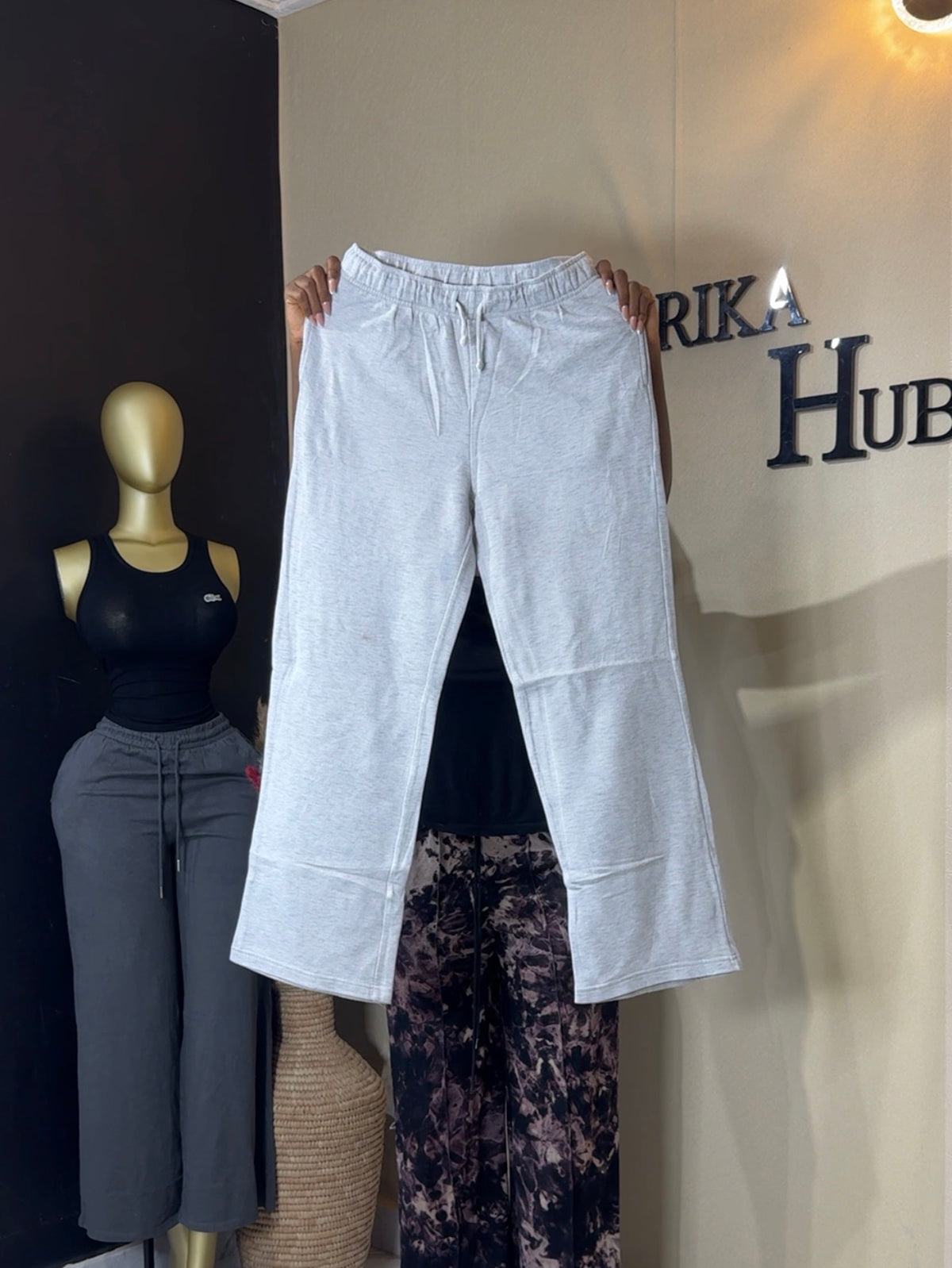 Sweatpant size 10/12/14 L44