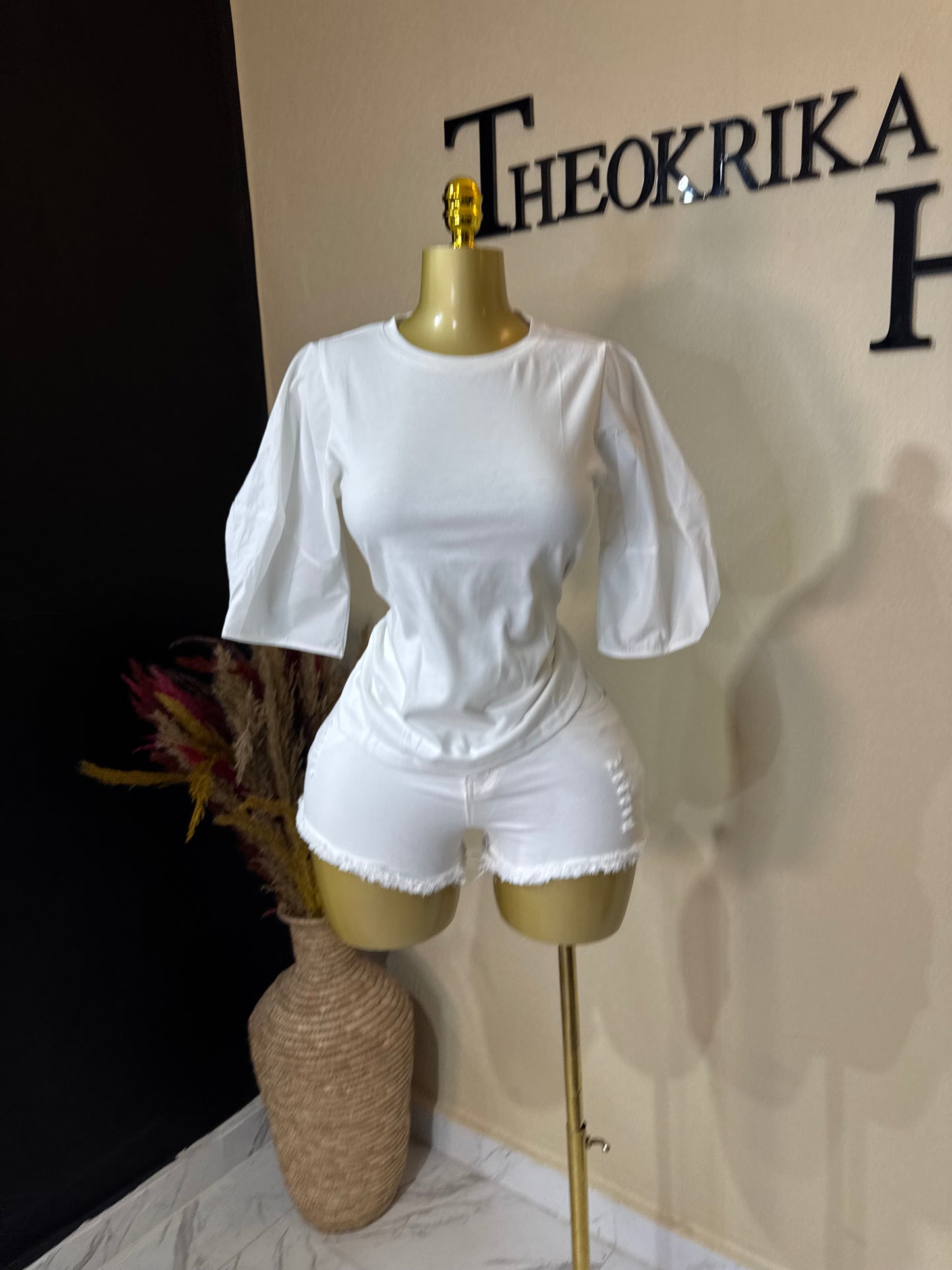 Plain tshirt size 10