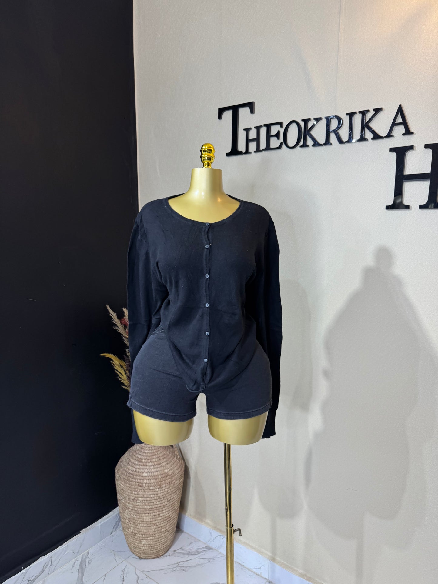 Knitted long sleeve Size 16