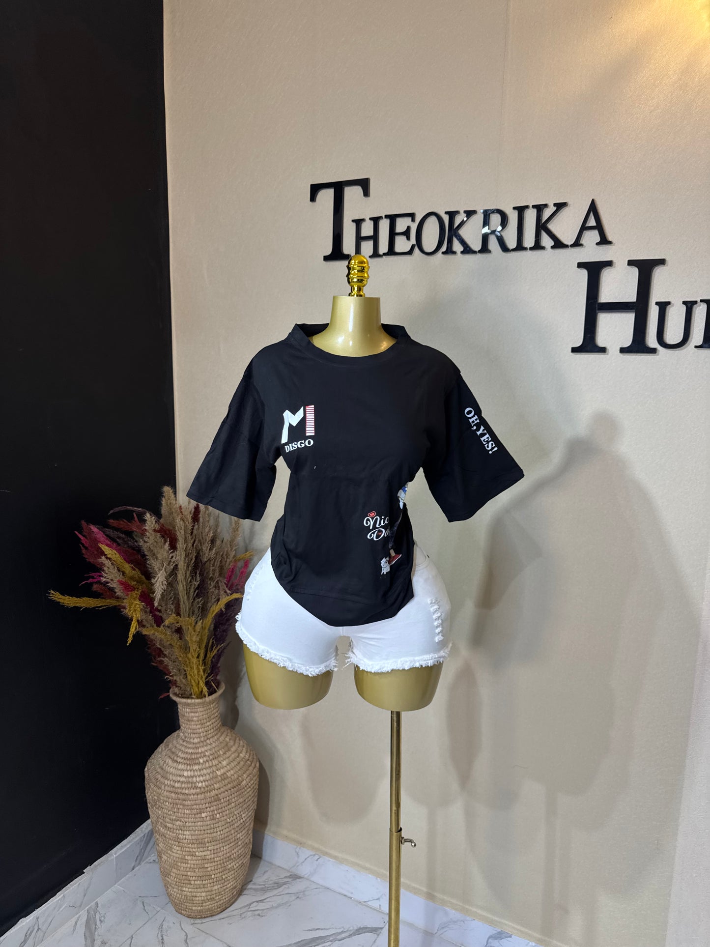 Roundneck top size 10/12