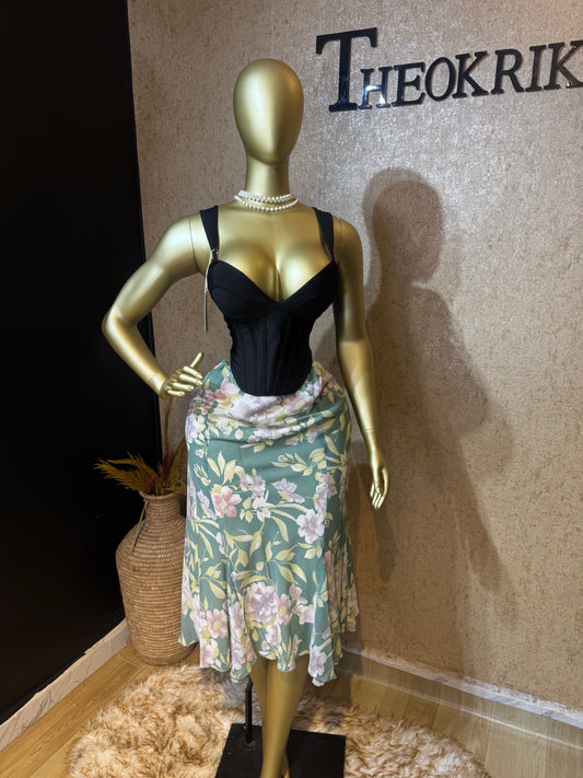 Maxi poly skirt size 16