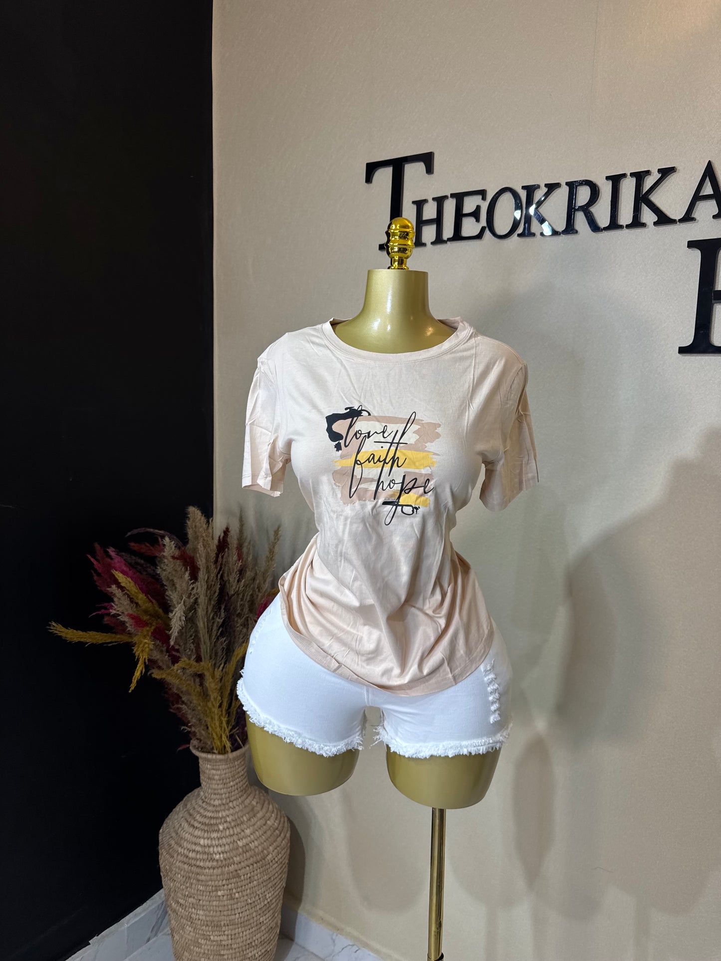 Roundneck top size 8