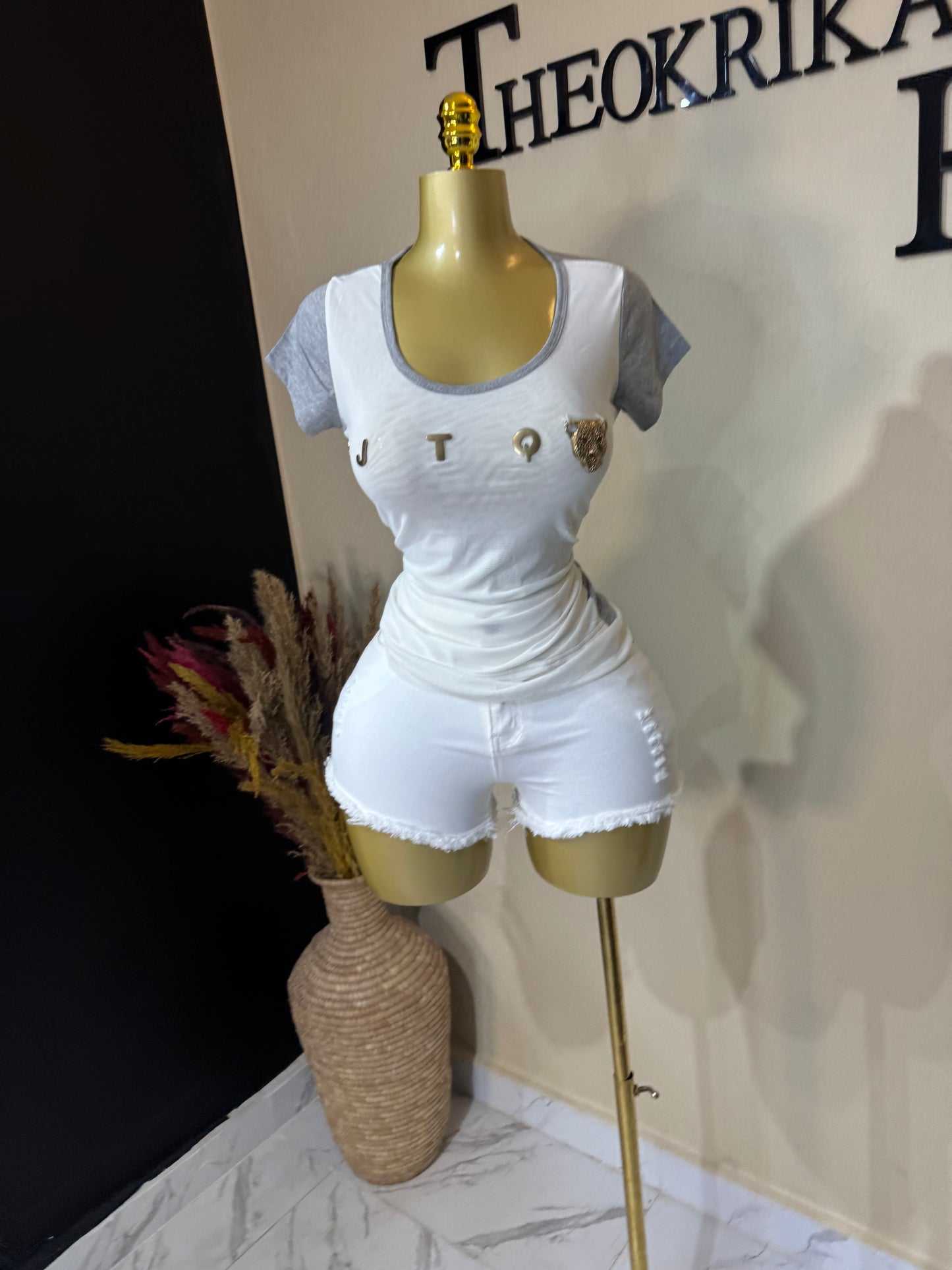 Basic top size 8/10
