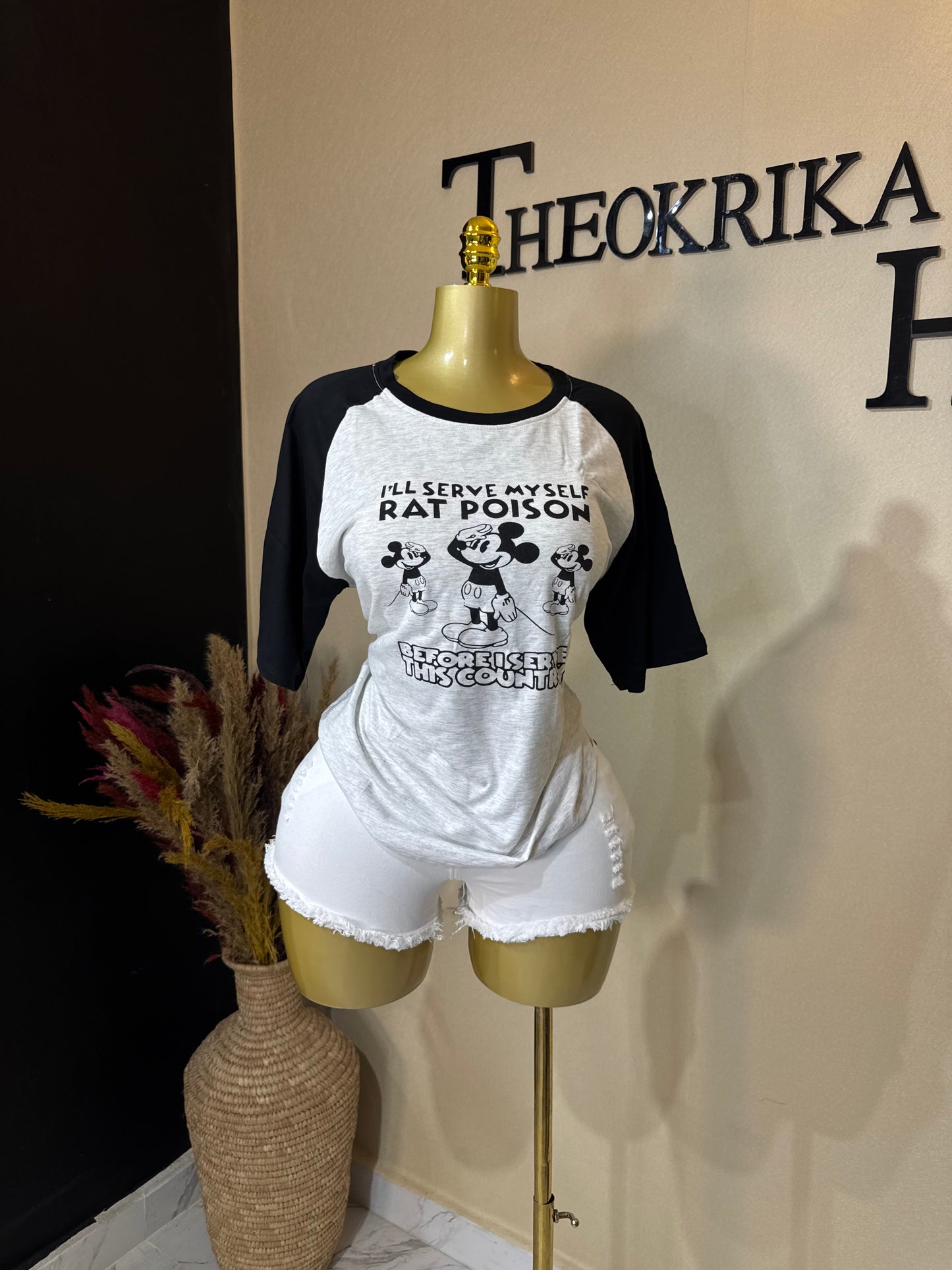 Roundneck top size 14