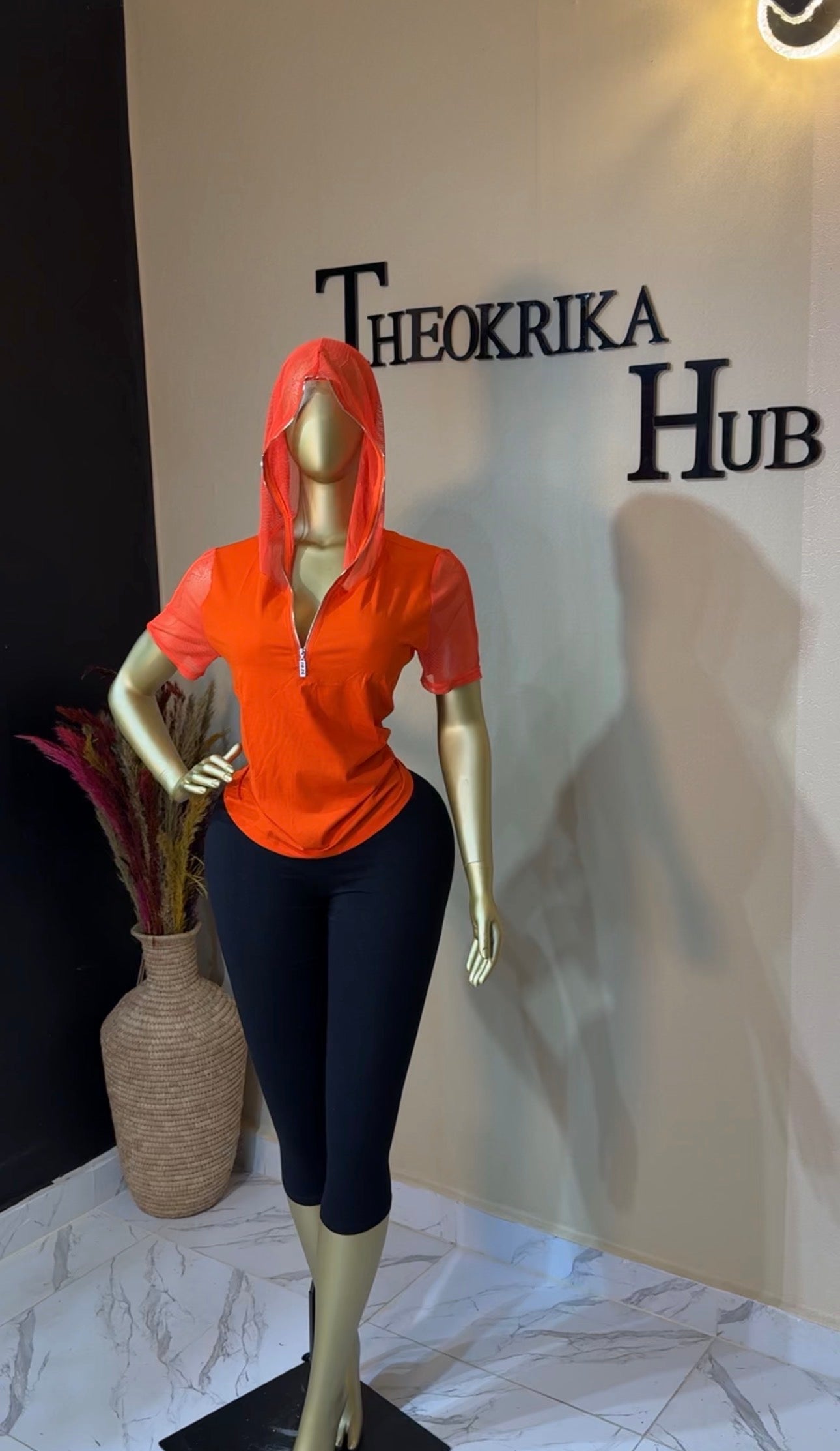 Hoodie top size 10/12