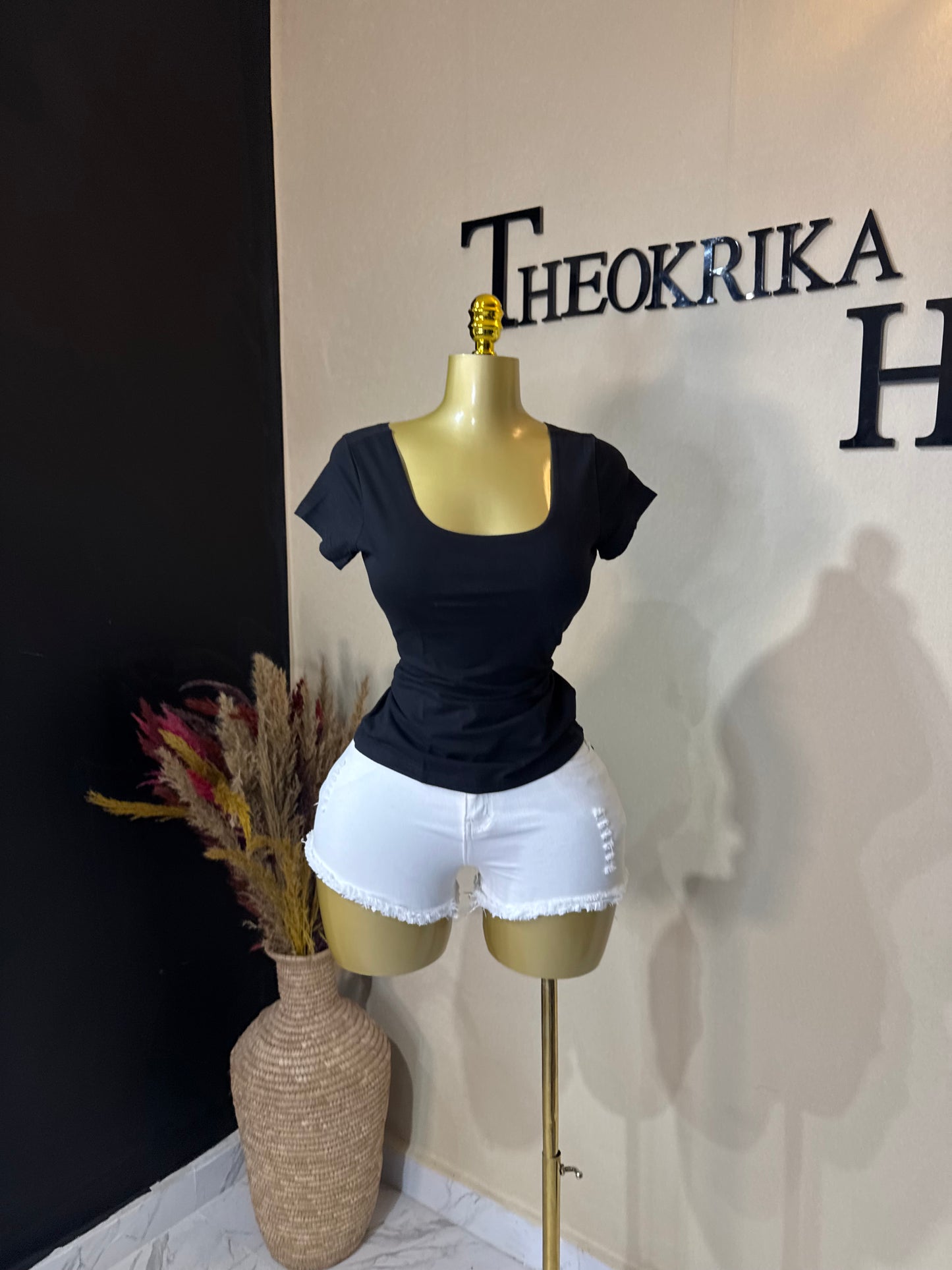 Basic top size 8