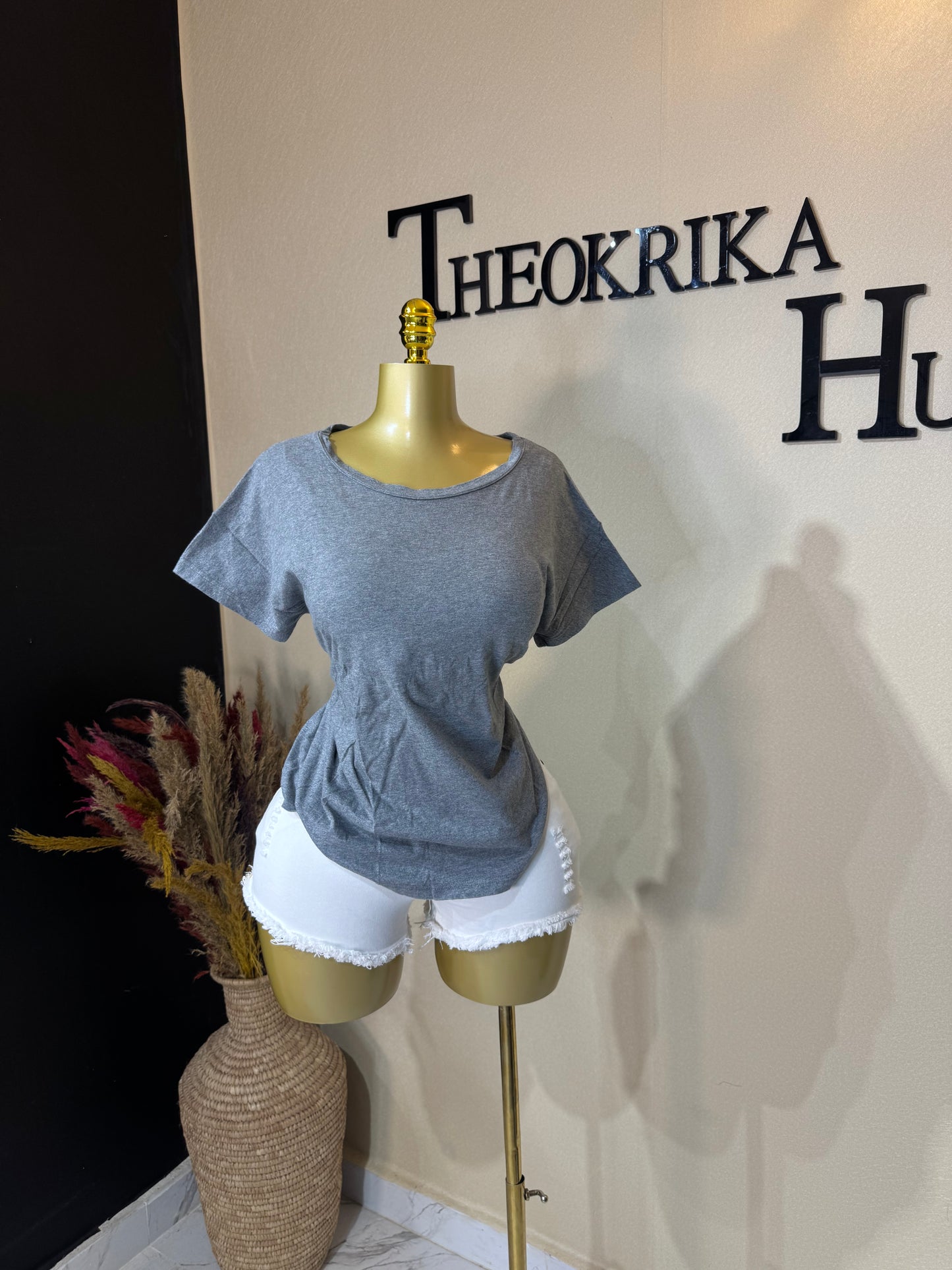 Basic top size 16