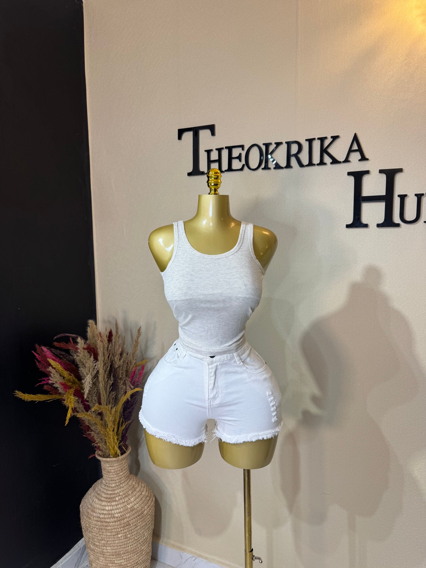 Tank top size 8