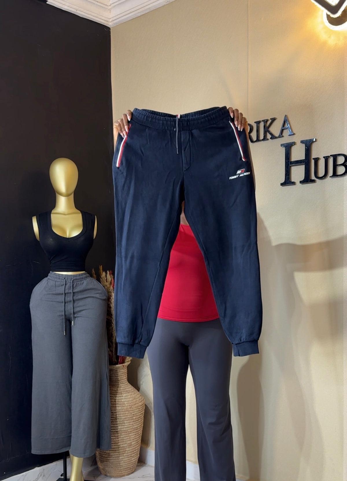 Joggers size 12 L41