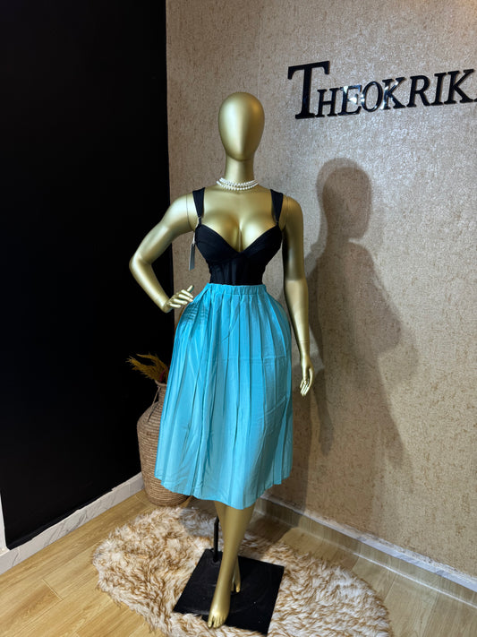 Maxi poly skirt size 10/12