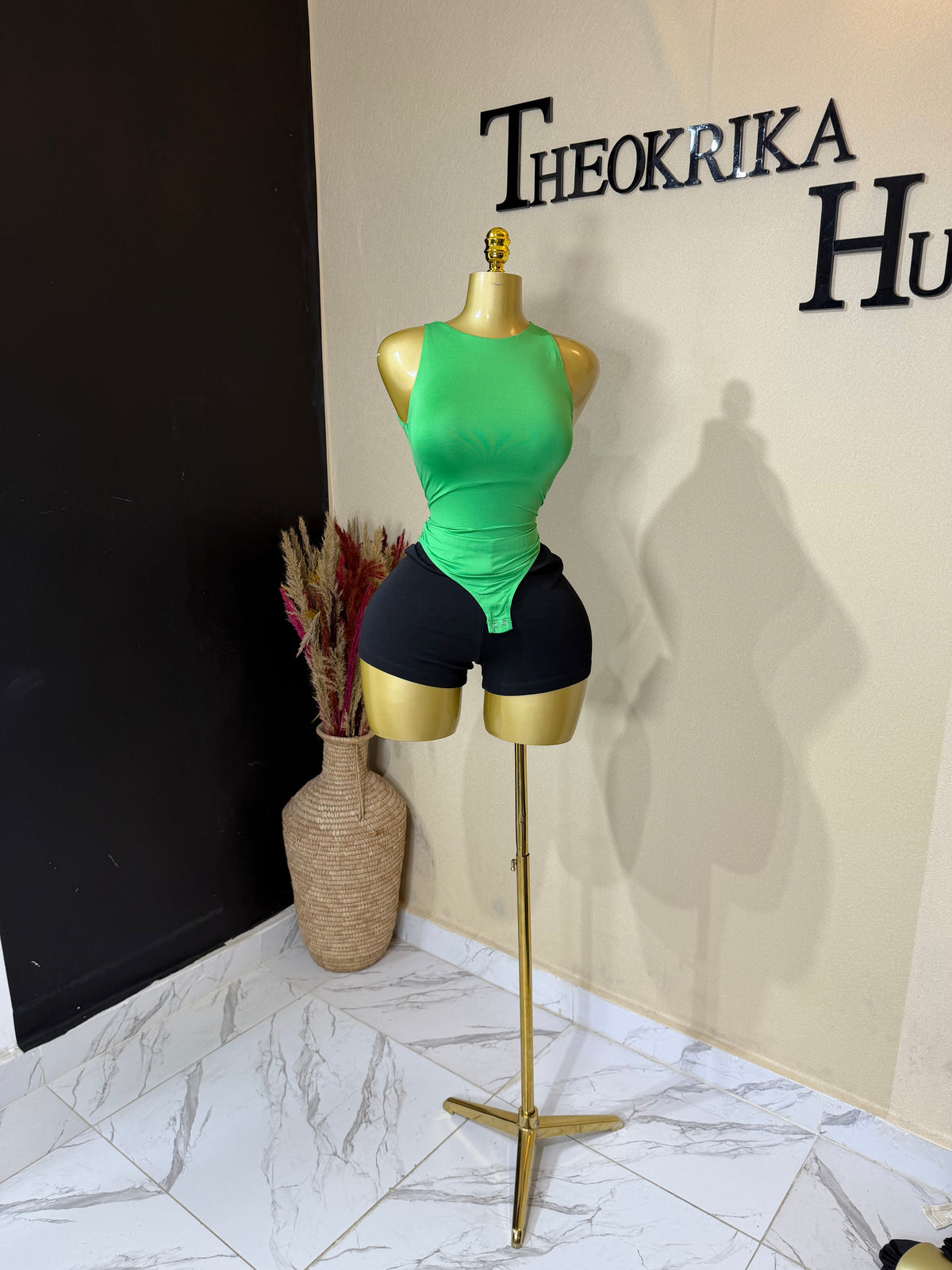 Bodysuit size 6/8