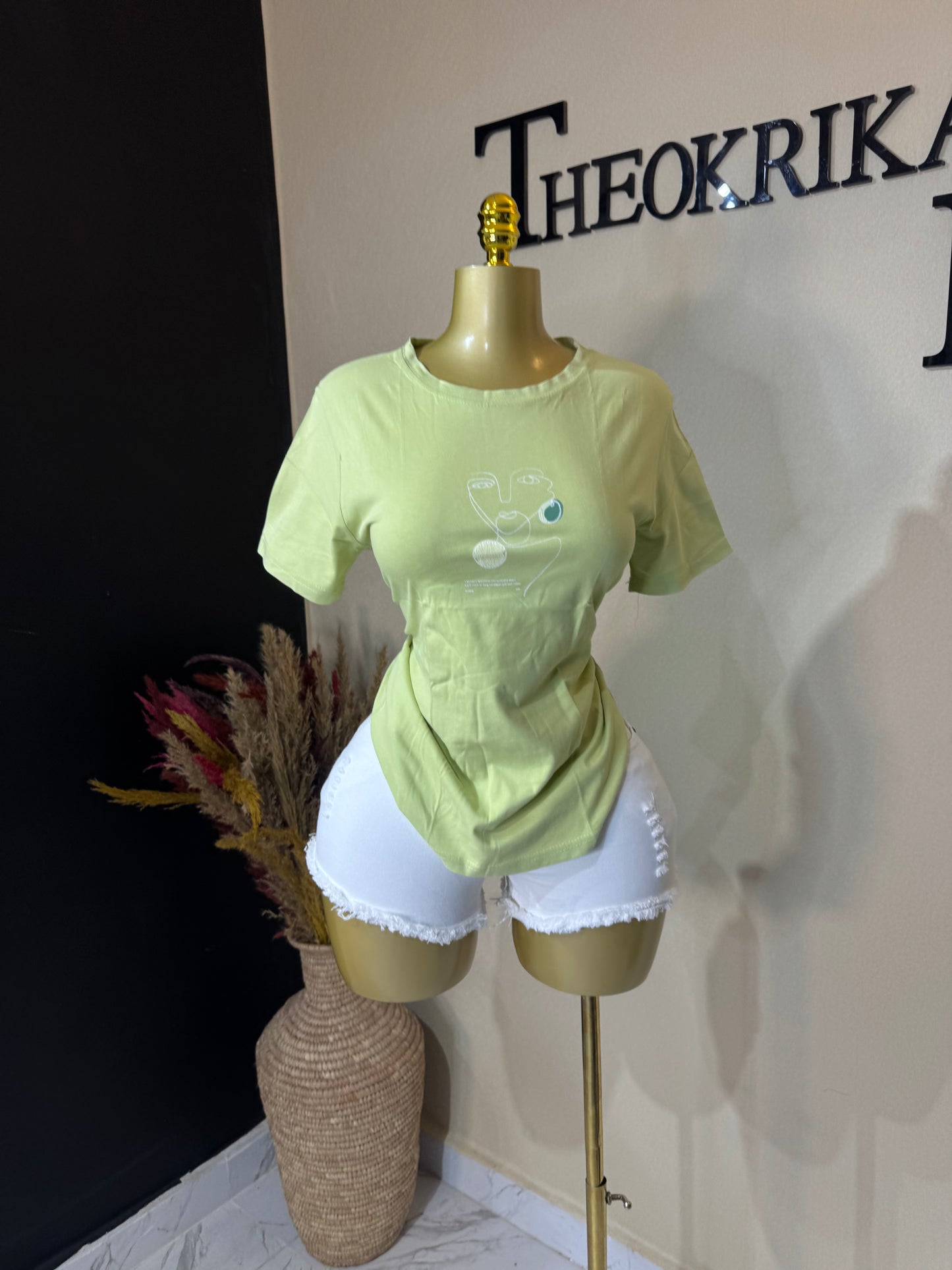 Roundneck top size 10