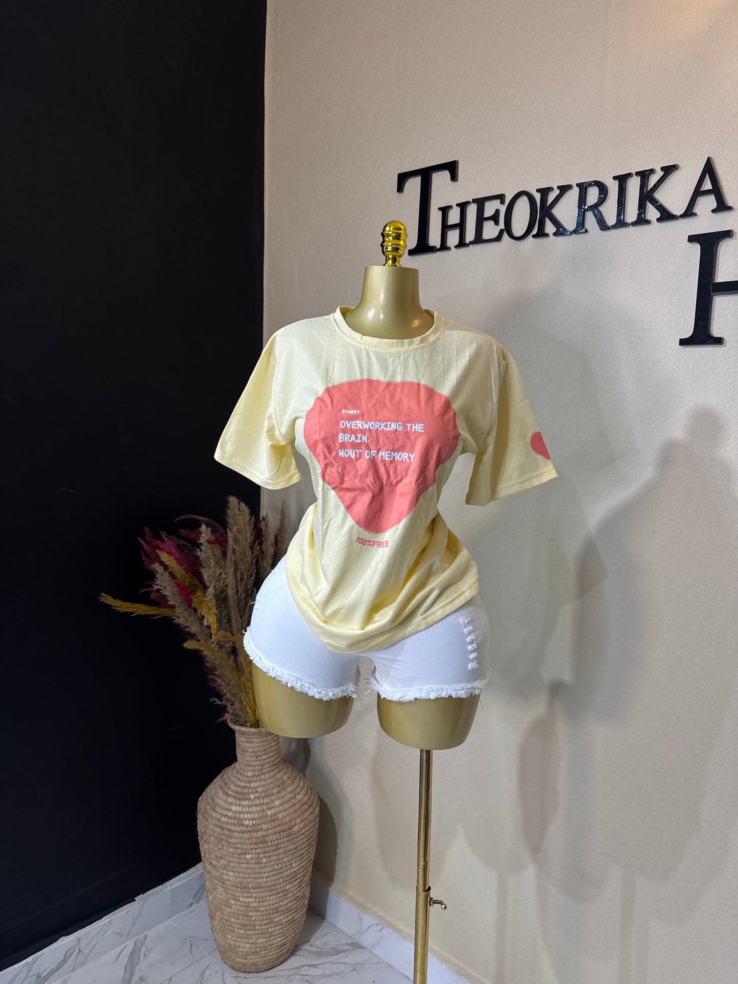 Roundneck top size 8/10