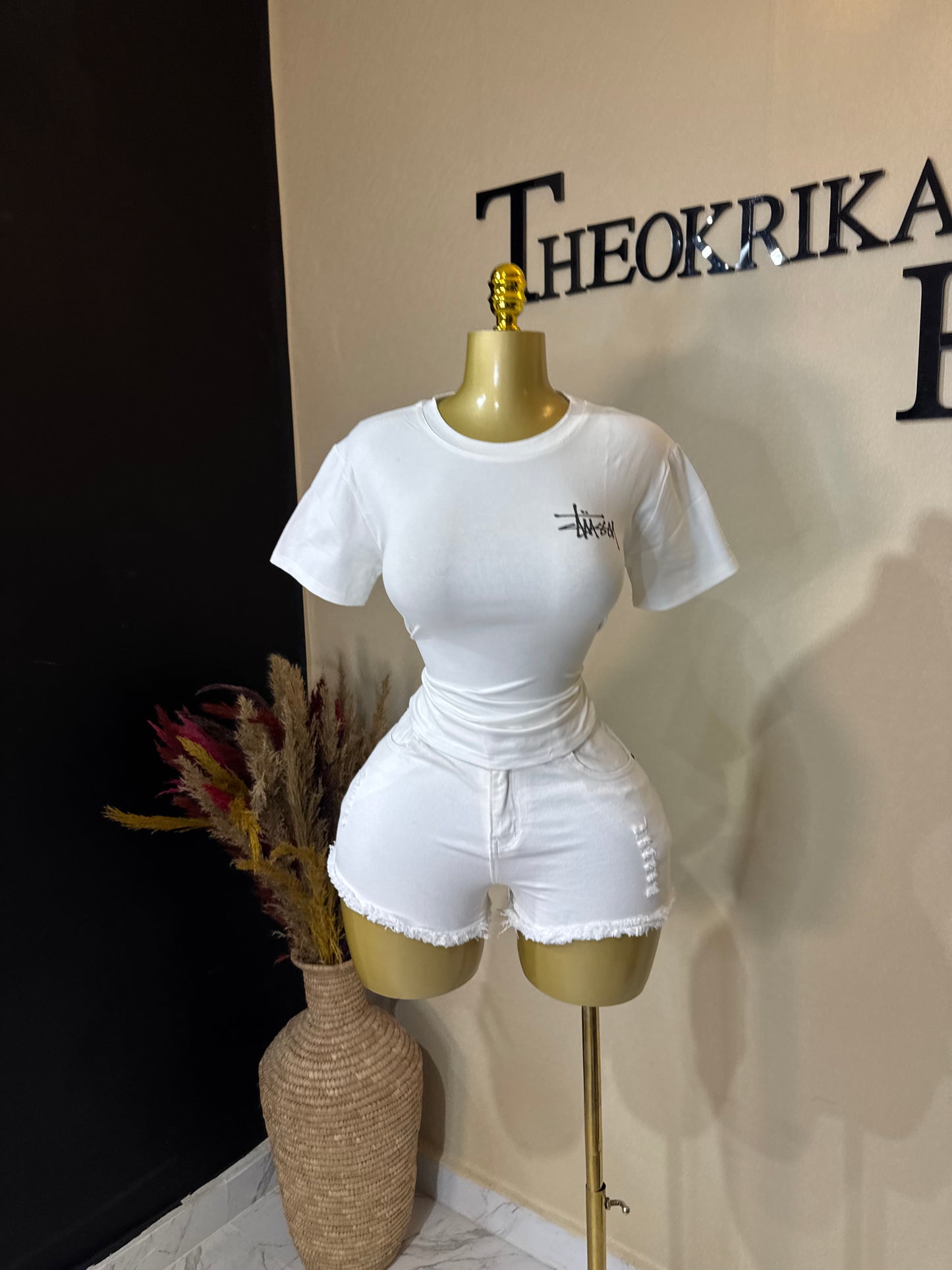 Basic top size 8