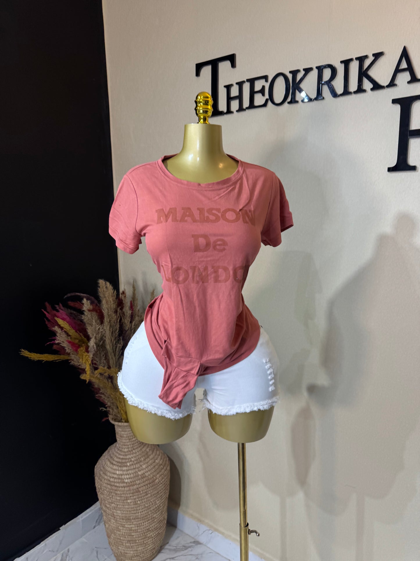 Roundneck top size 8