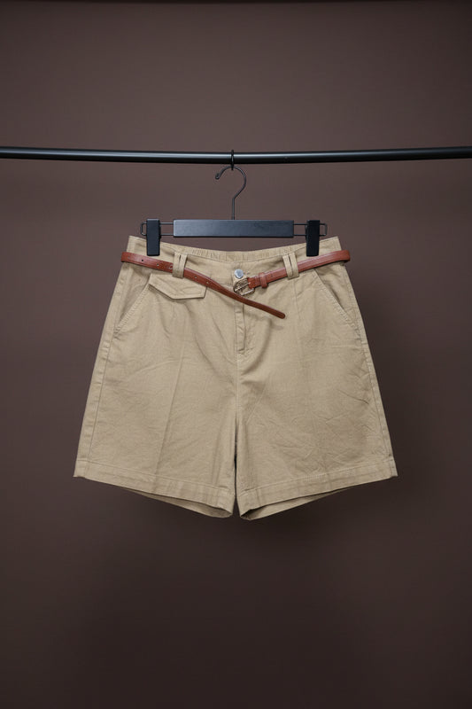 Tailored short size 8/12/14 (no belt)