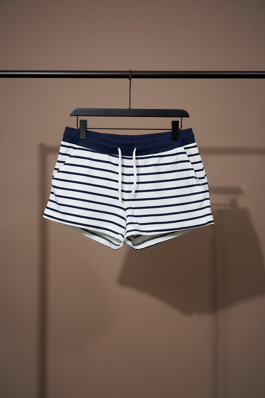Lounge short size 6/8