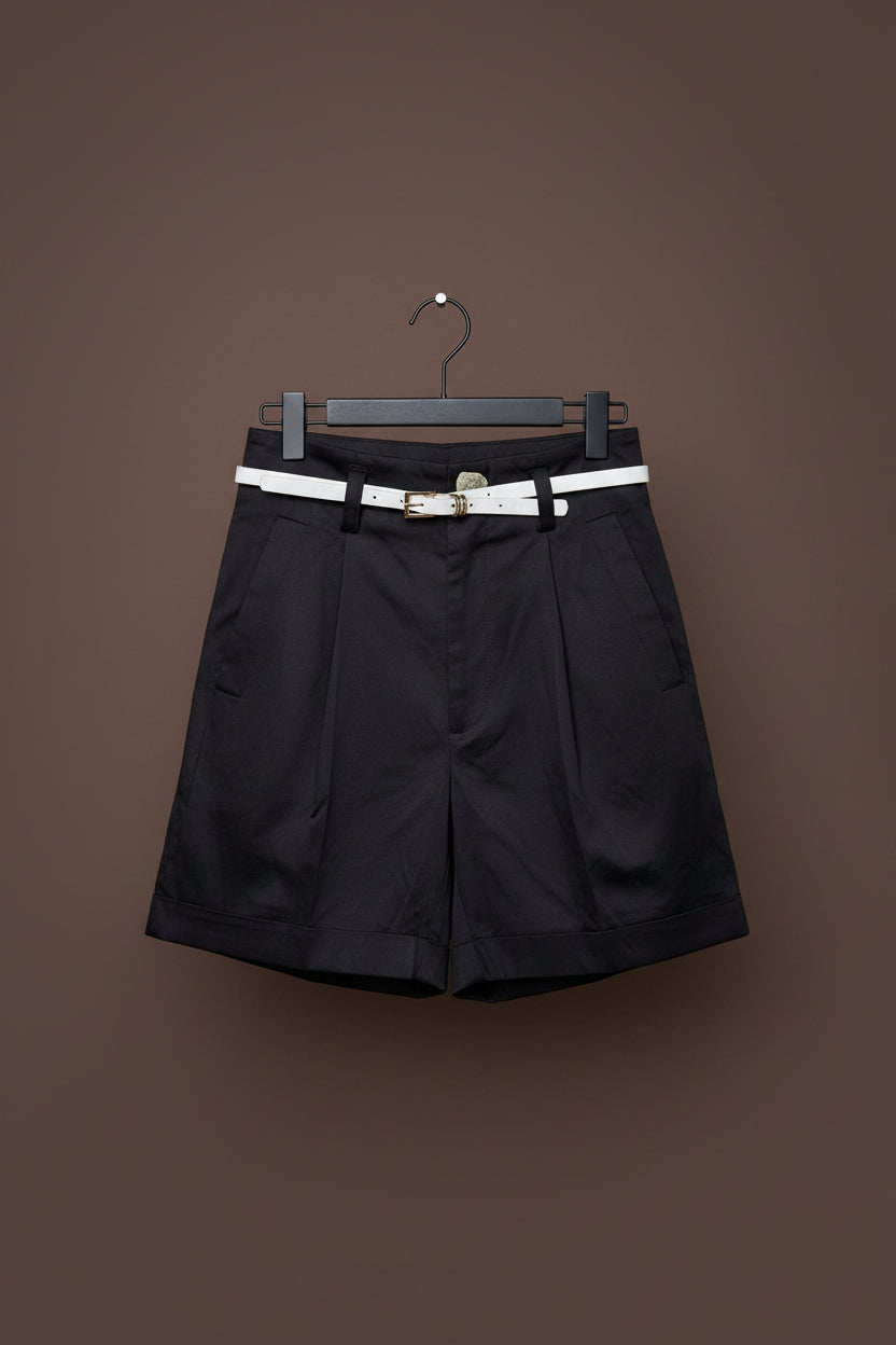 Tailored short size 6/8 (no belt)